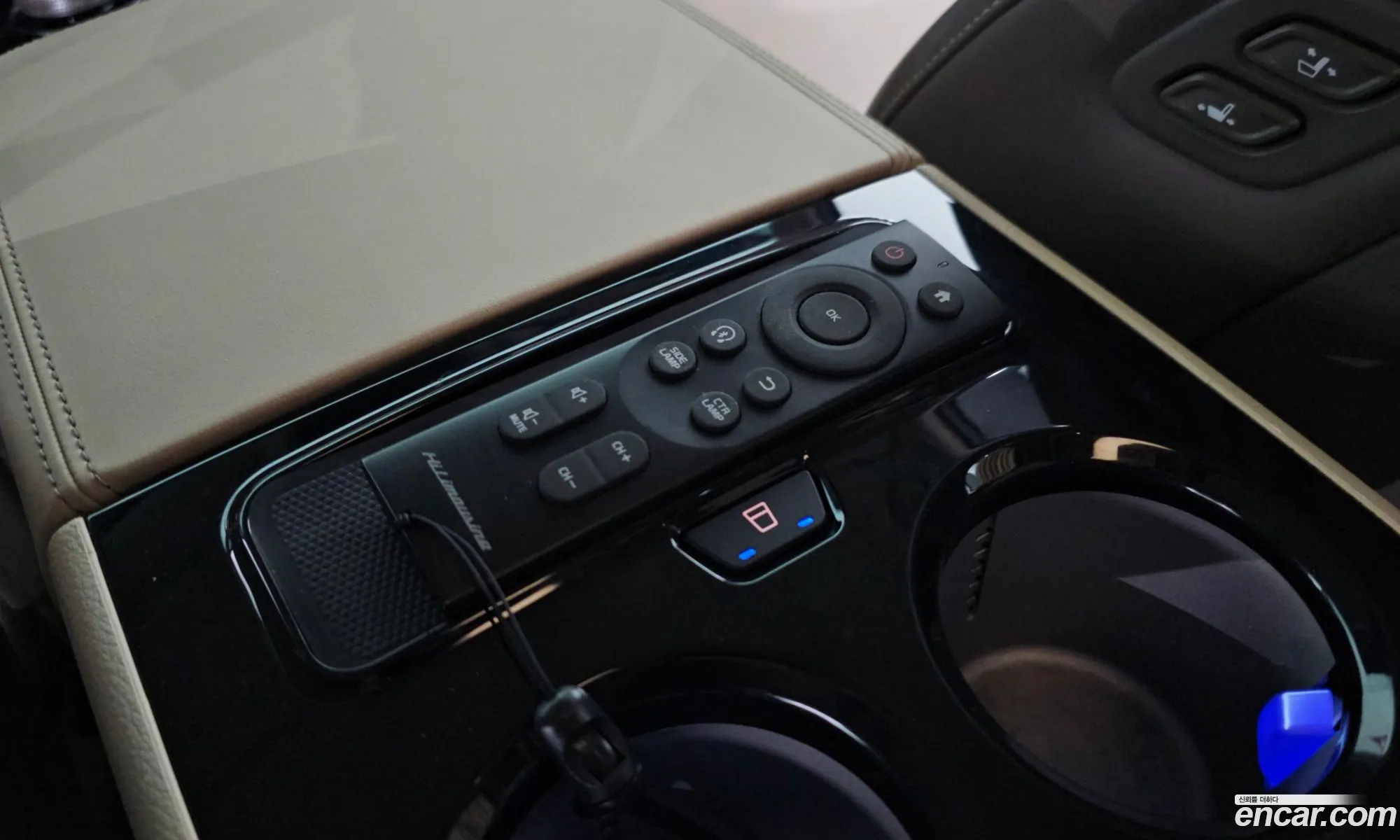 Kia Carnival 2021 KNANE81BBMS062010 — 5
