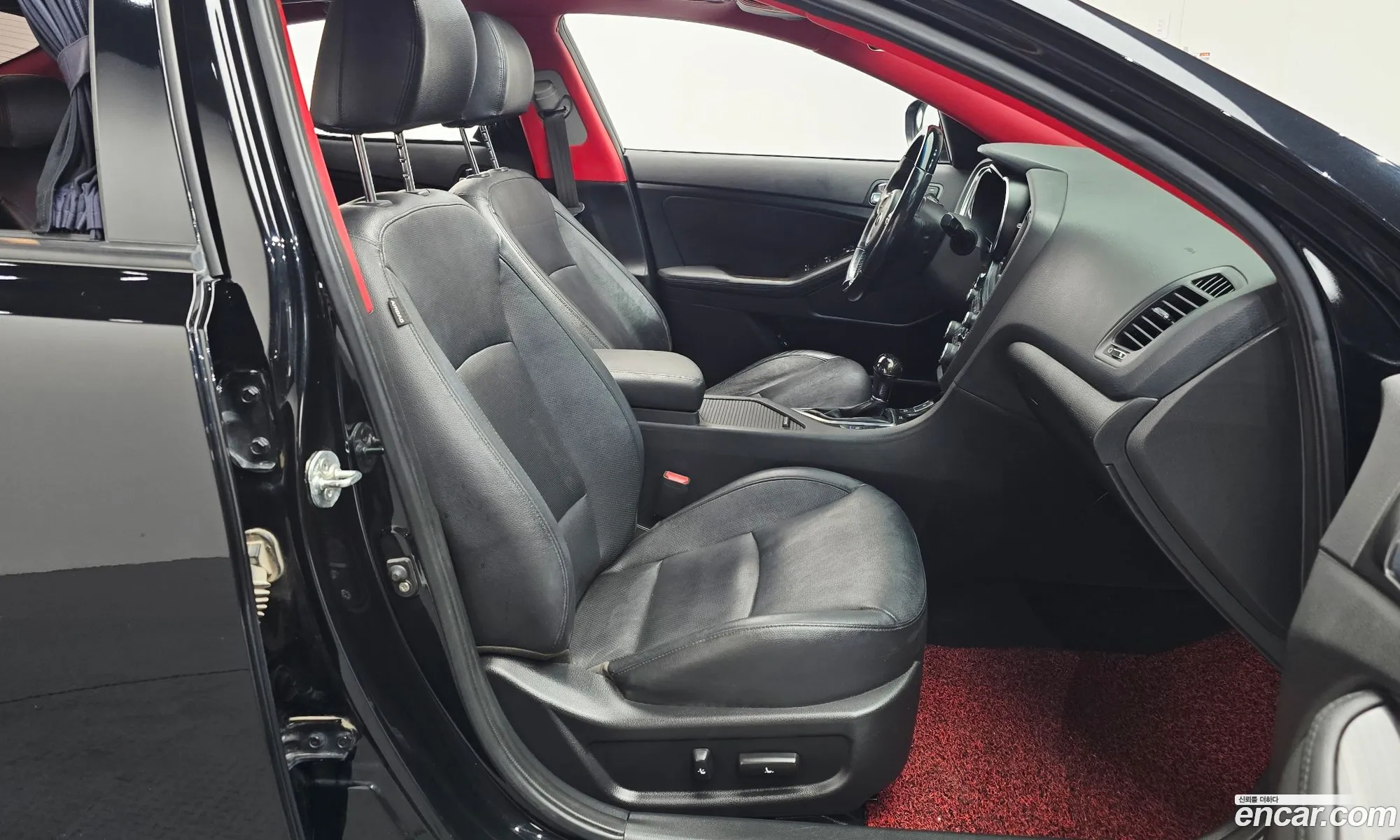 Kia K5 2013 KNAGN419BEA451281 — 18
