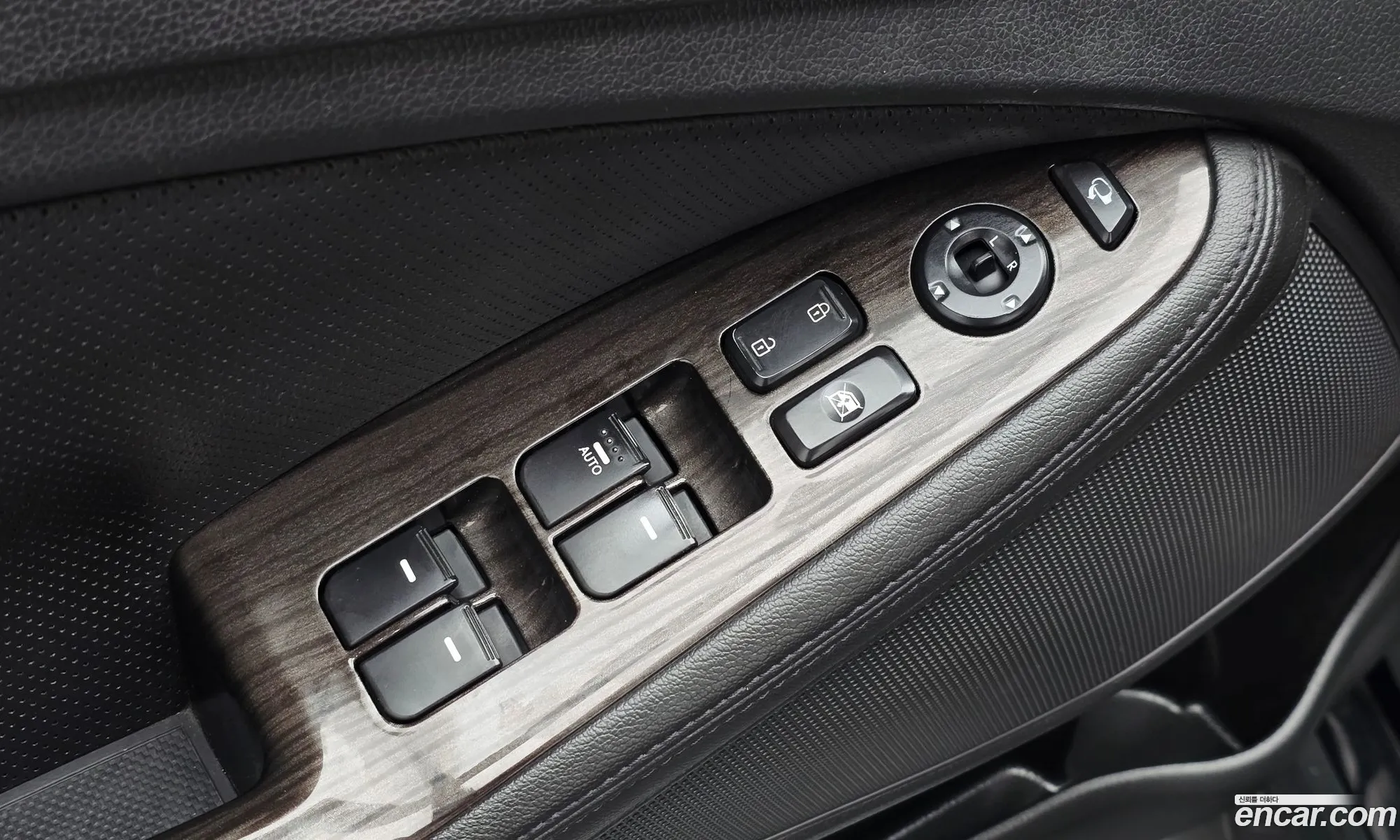 Kia K5 2013 KNAGN419BEA451281 — 9