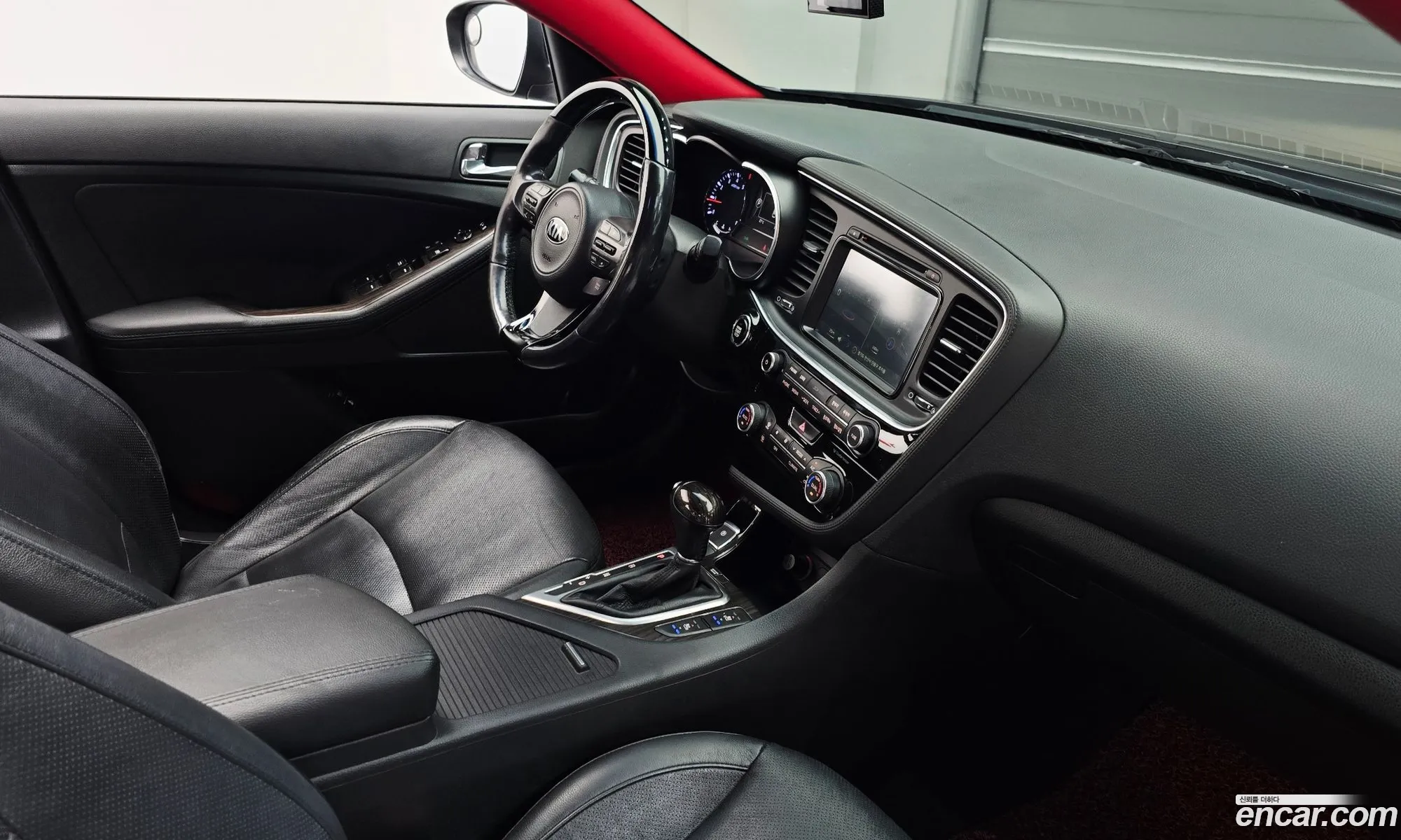 Kia K5 2013 KNAGN419BEA451281 — 17