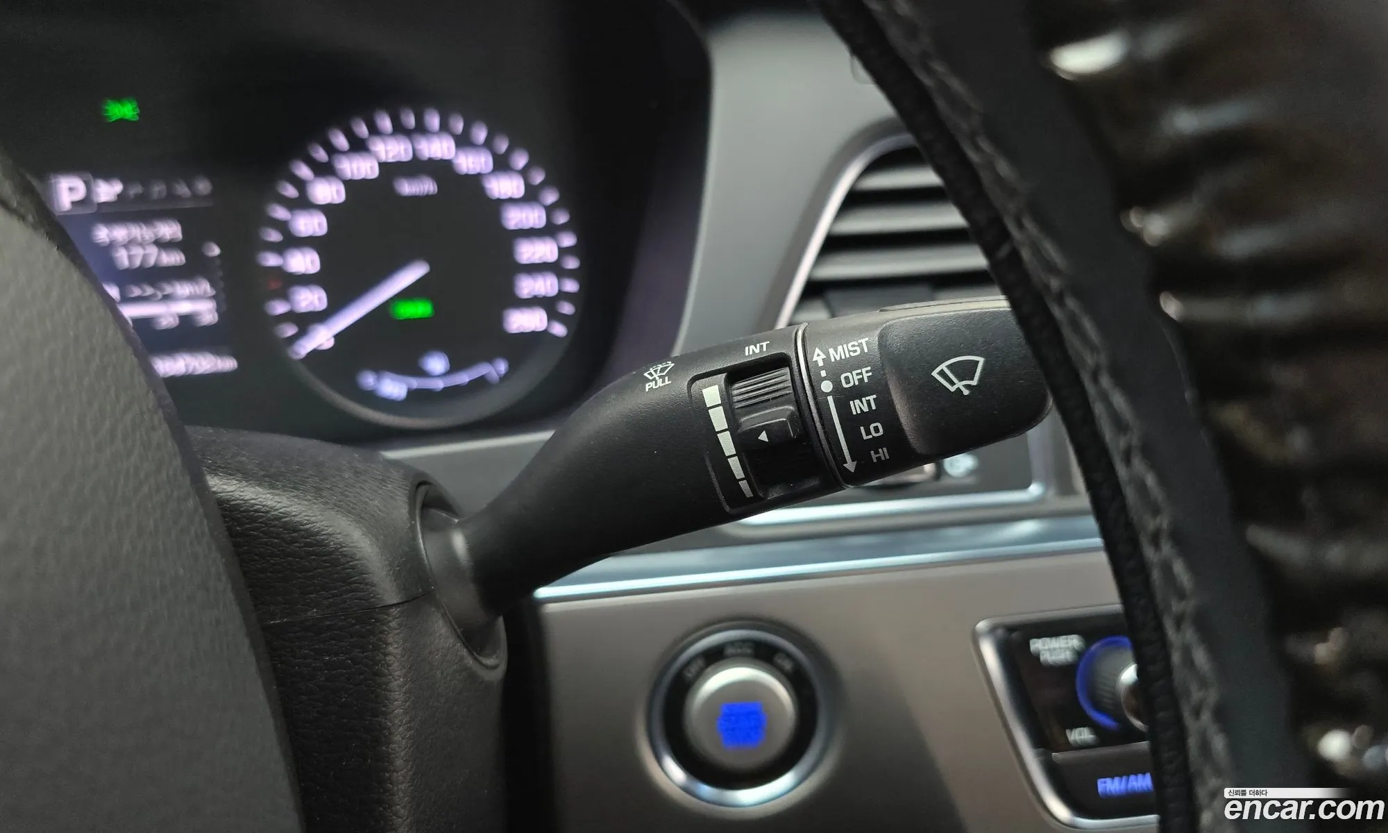 Hyundai LF Sonata Hybrid 2015 — 10
