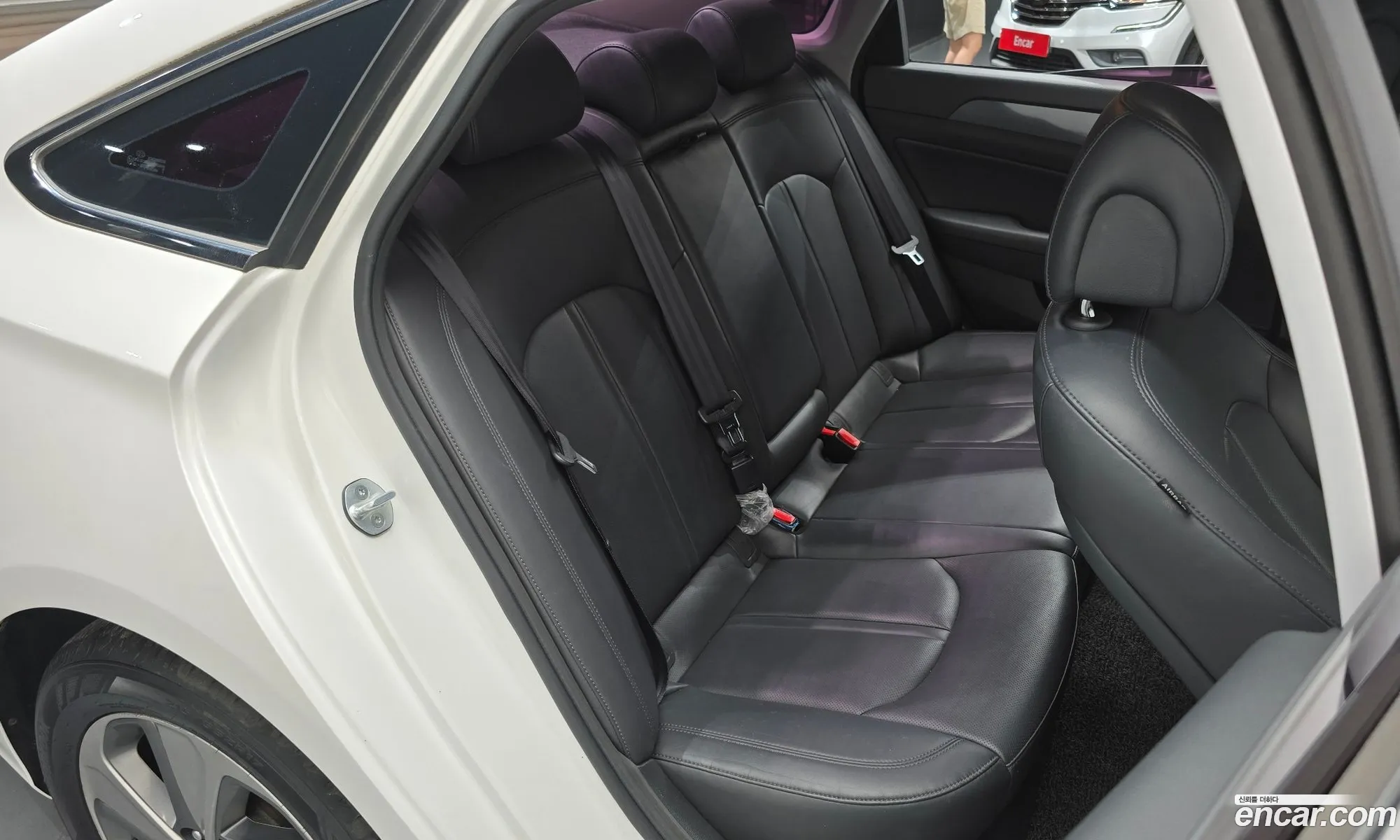 Hyundai LF Sonata Hybrid 2015 — 4