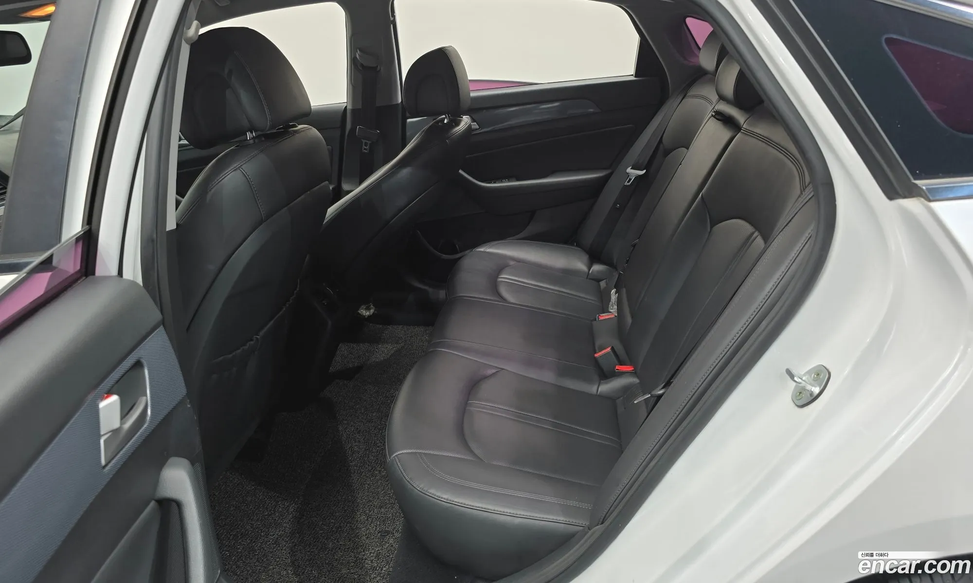 Hyundai LF Sonata Hybrid 2015 — 14