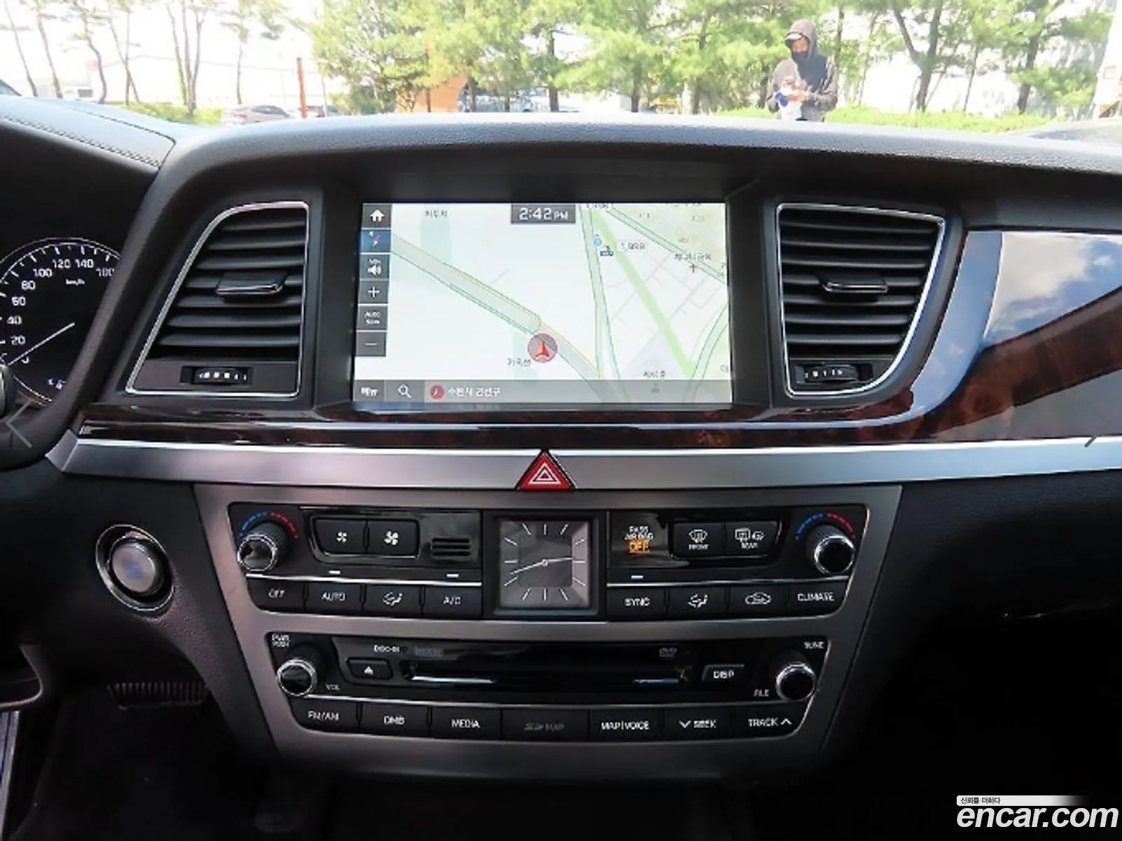 Hyundai Genesis DH 2015 — 10