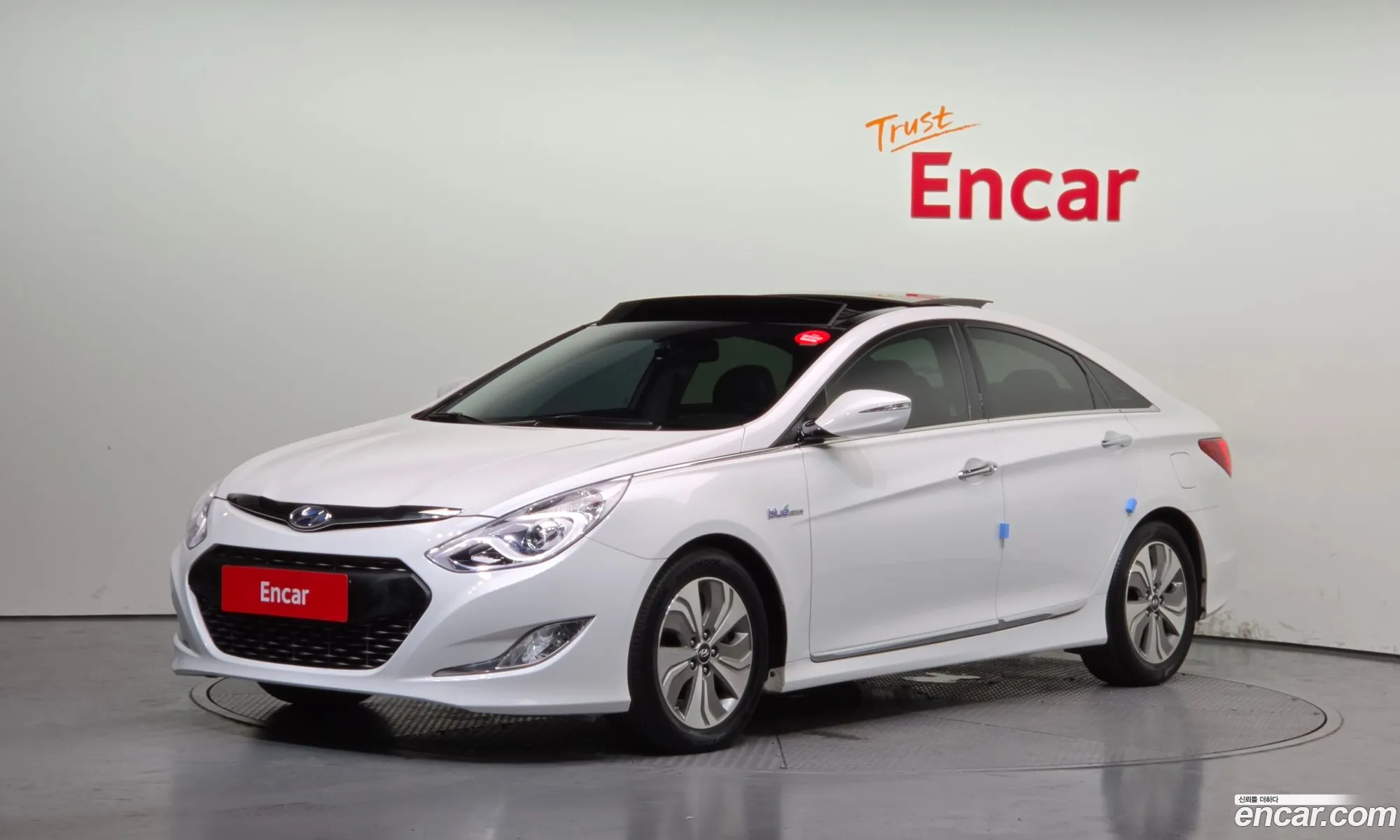 Hyundai Sonata Hybrid 2014 KMHEC415BEA102951 — 12