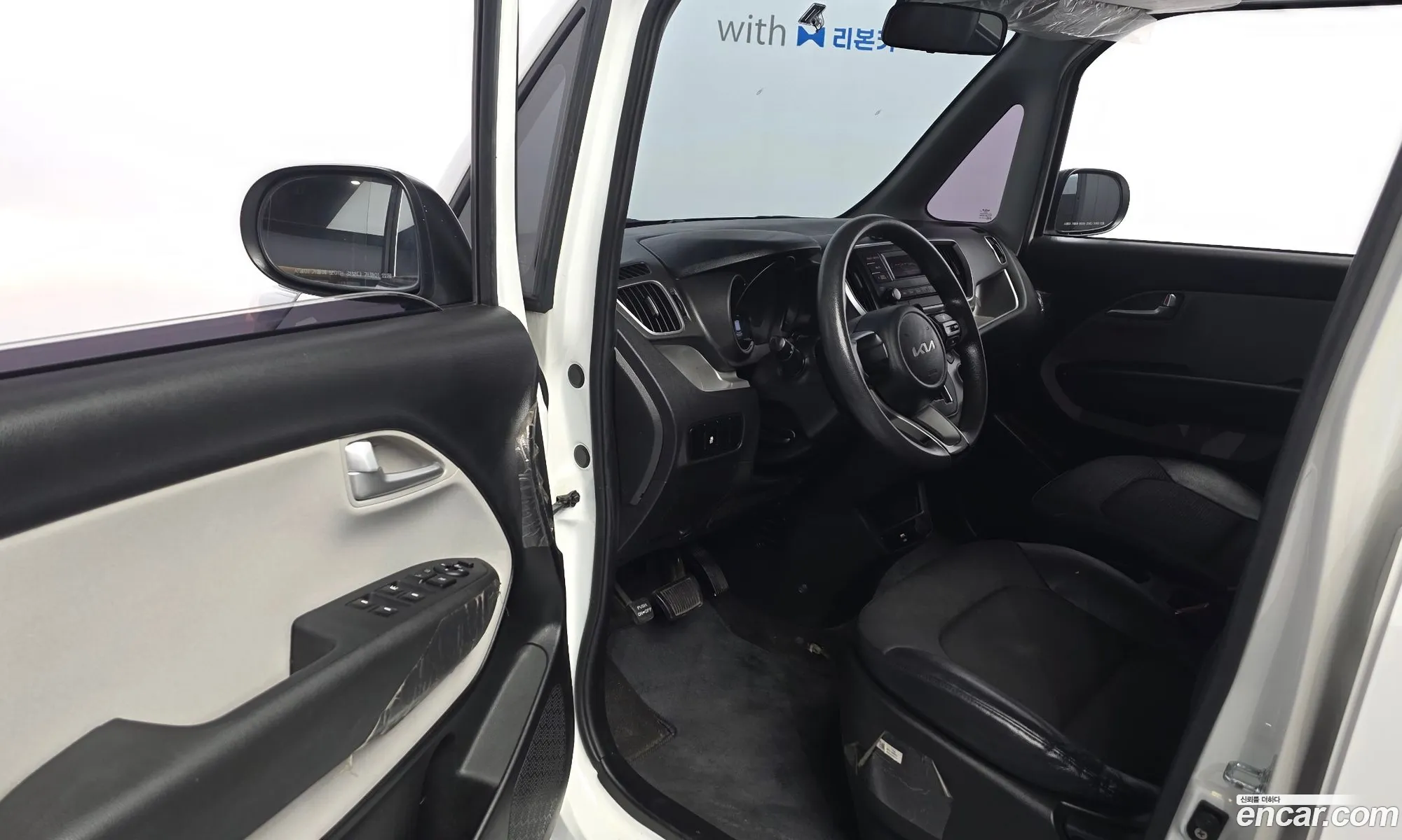 Kia Ray 2022 KNACF911BNT298990 — 24