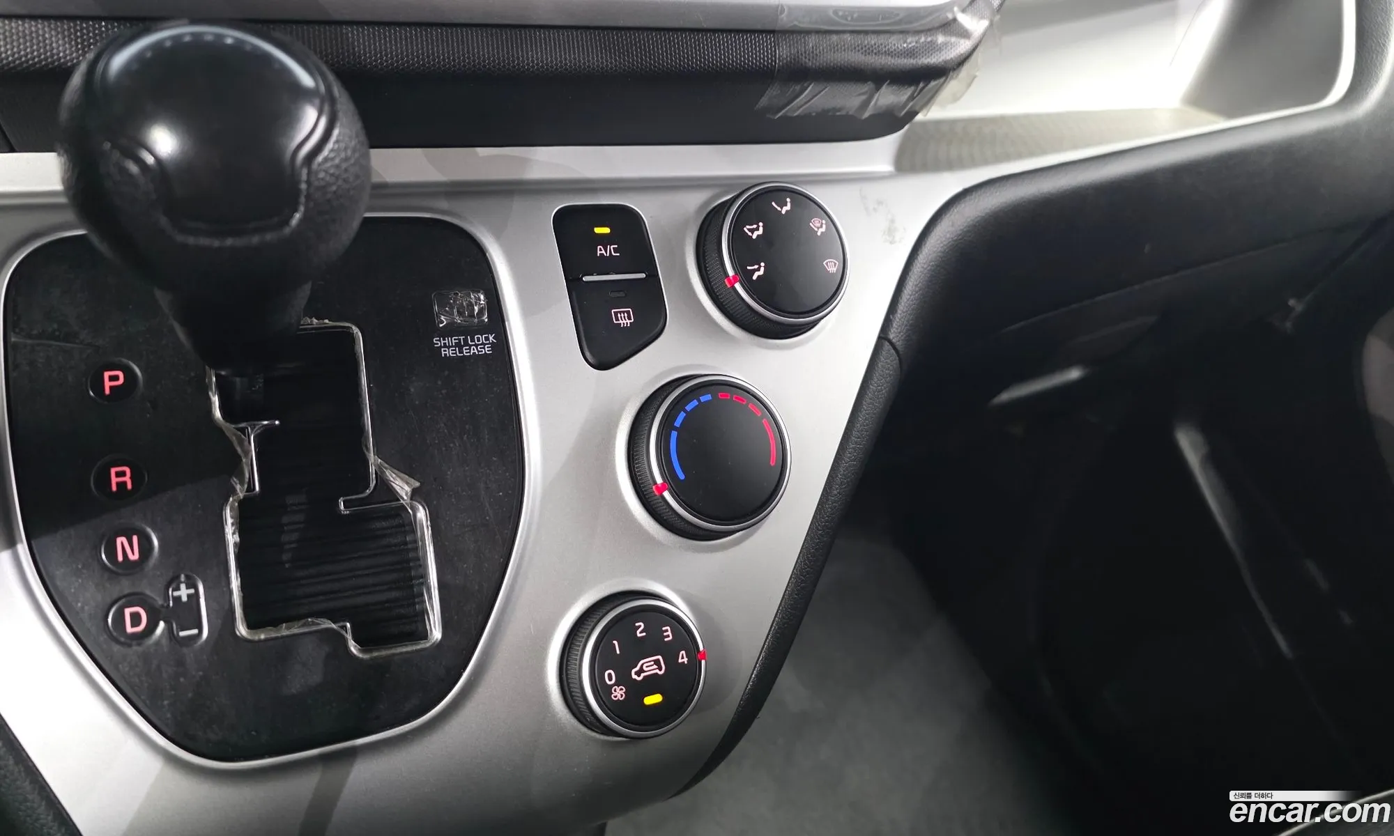 Kia Ray 2022 KNACF911BNT298990 — 28