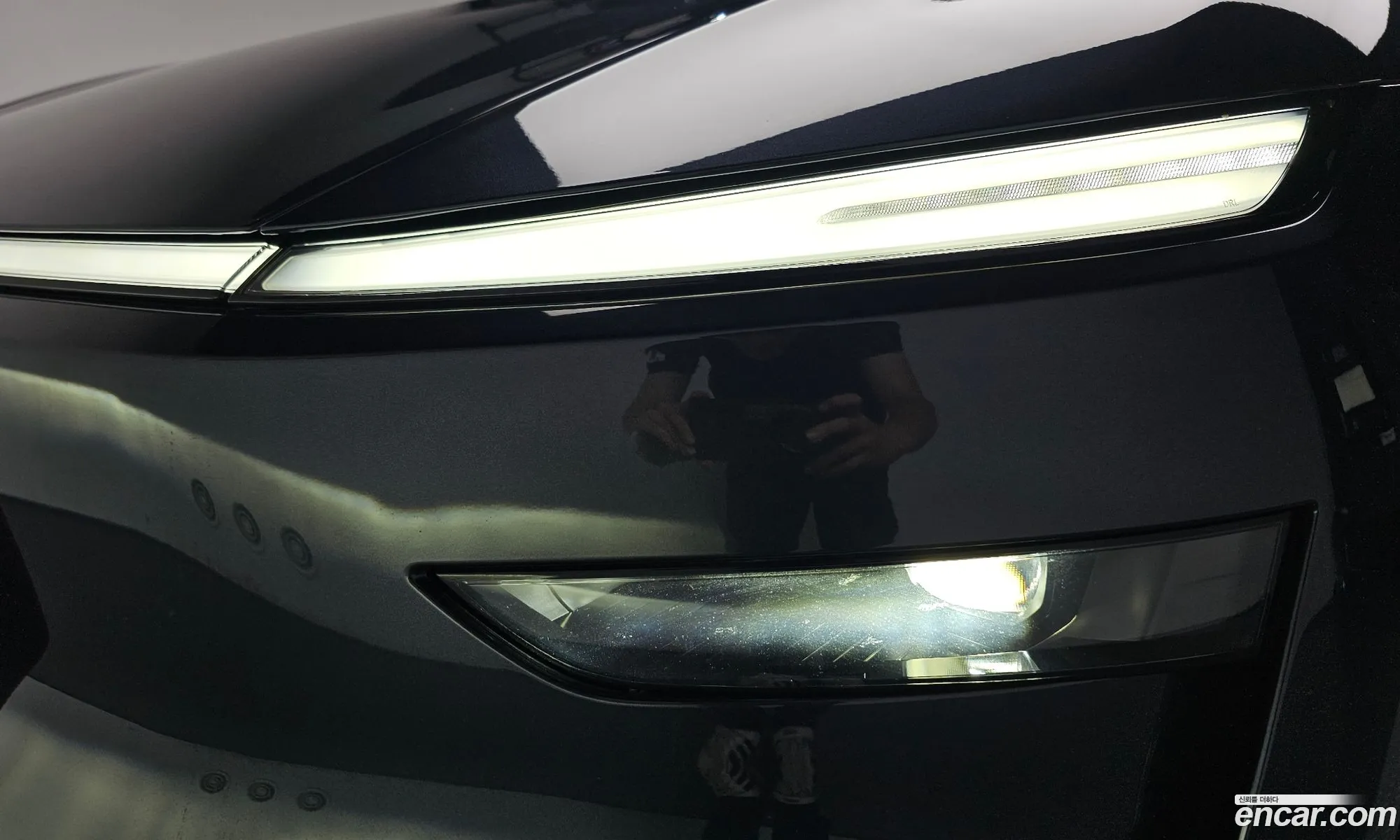 Tesla Model Y 2025 LRWYGCEK7SC077750 — 2