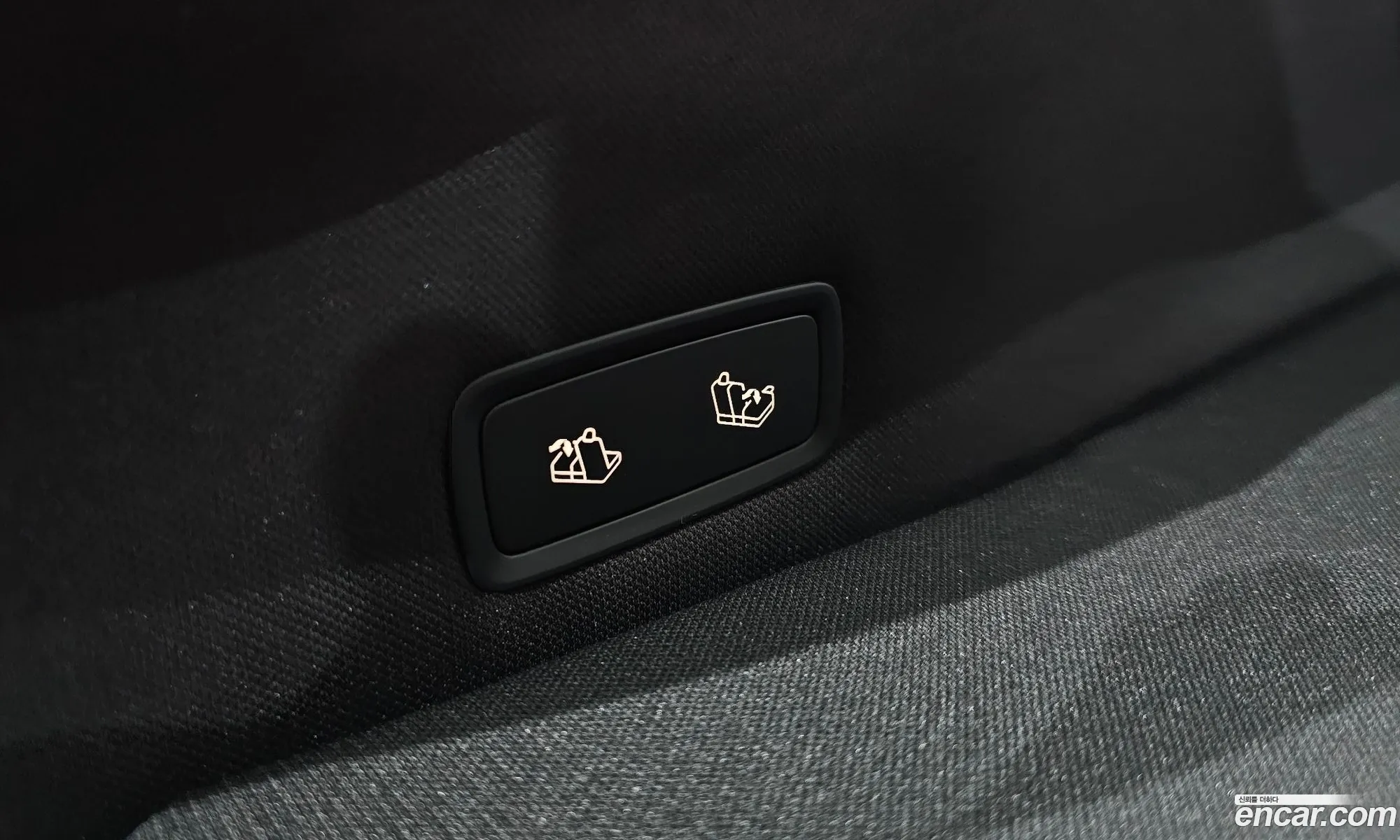 Tesla Model Y 2025 LRWYGCEK7SC077750 — 31