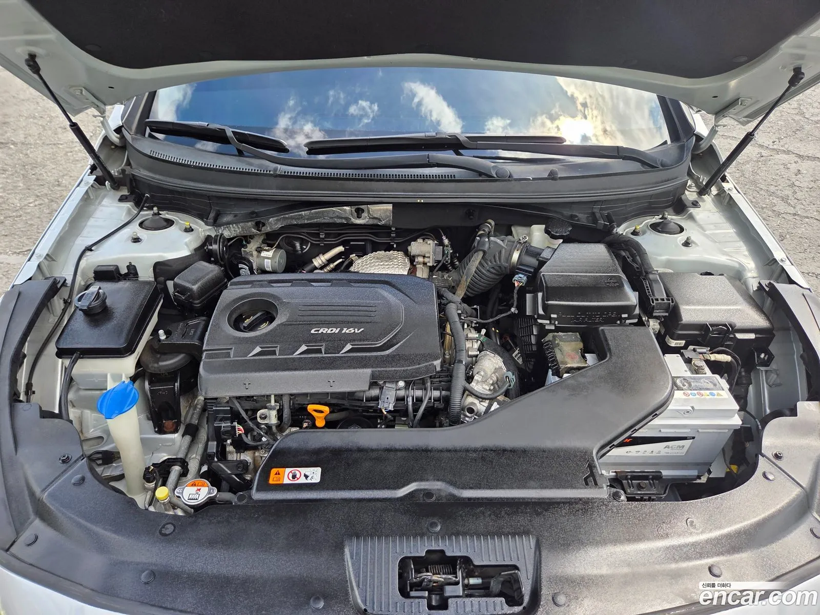Hyundai LF Sonata 2015 — 2