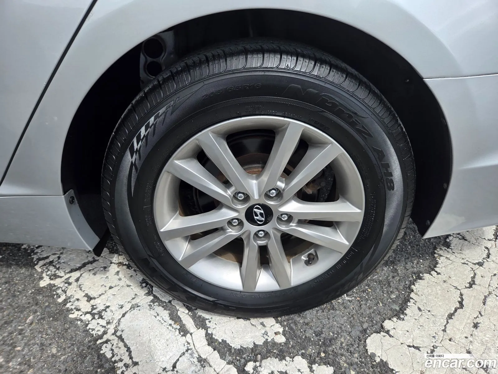 Hyundai LF Sonata 2015 — 9