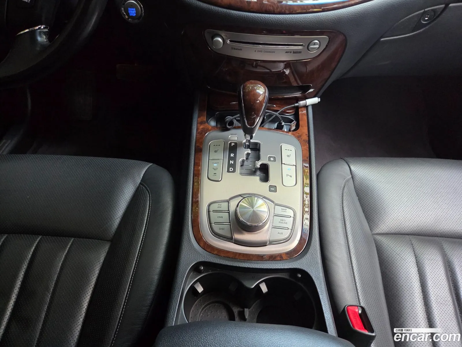 Hyundai Genesis 2009 — 4