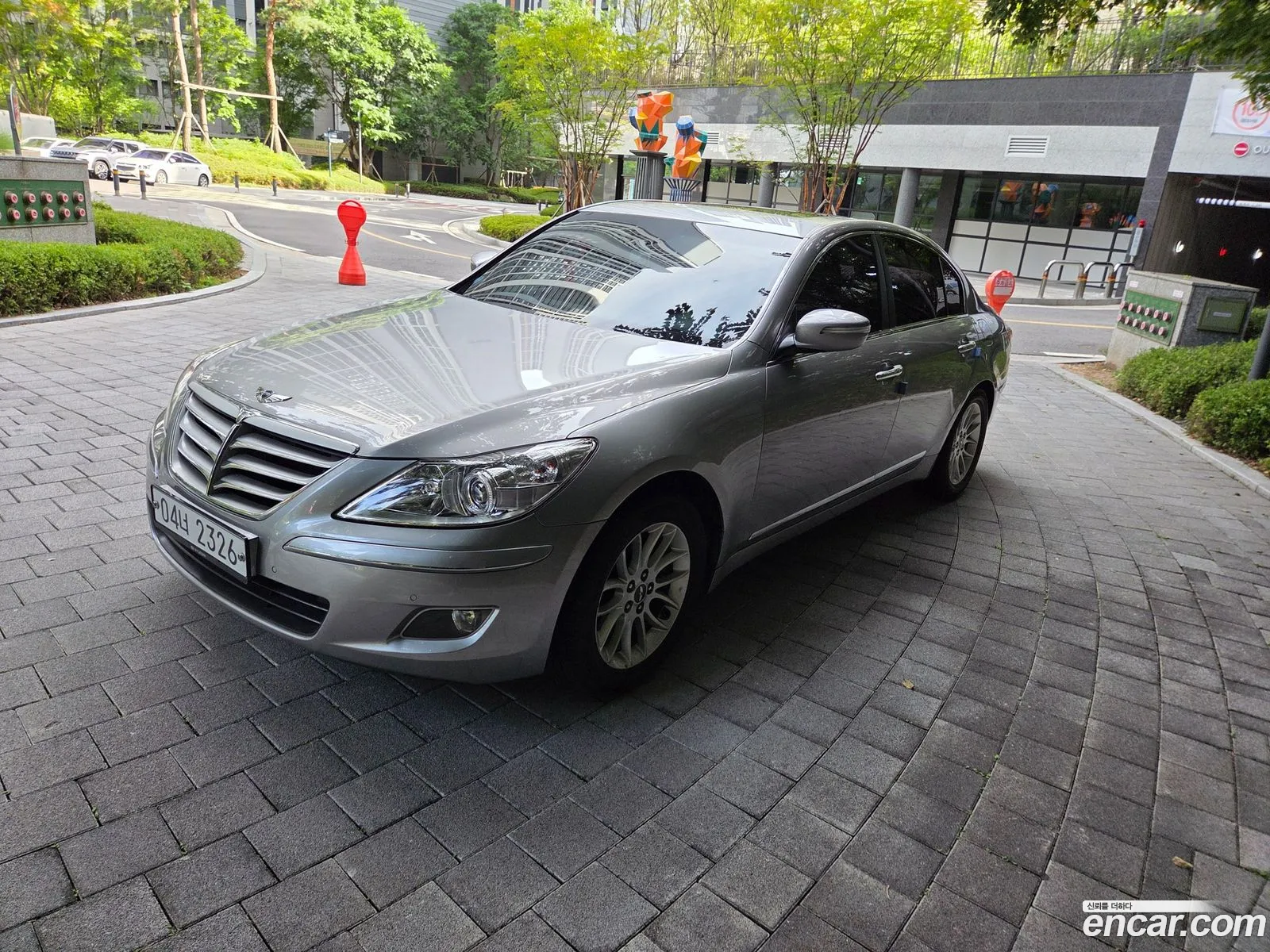 Hyundai Genesis 2009 — 12