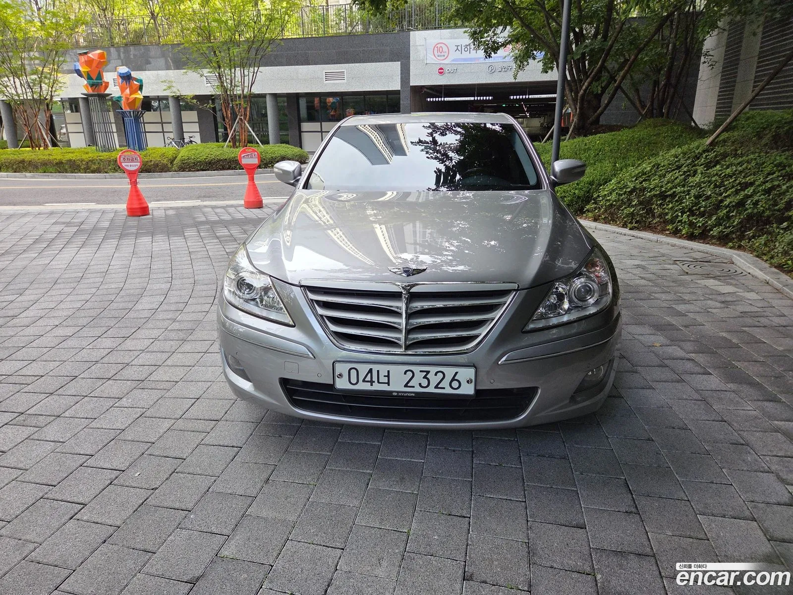 Hyundai Genesis 2009 — 18