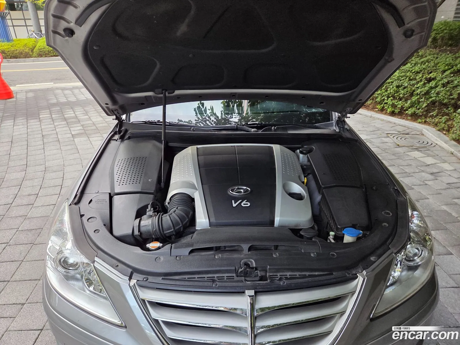 Hyundai Genesis 2009 — 7
