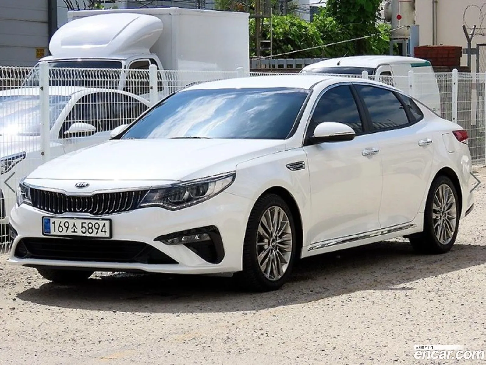 Kia K5 2018 — 18