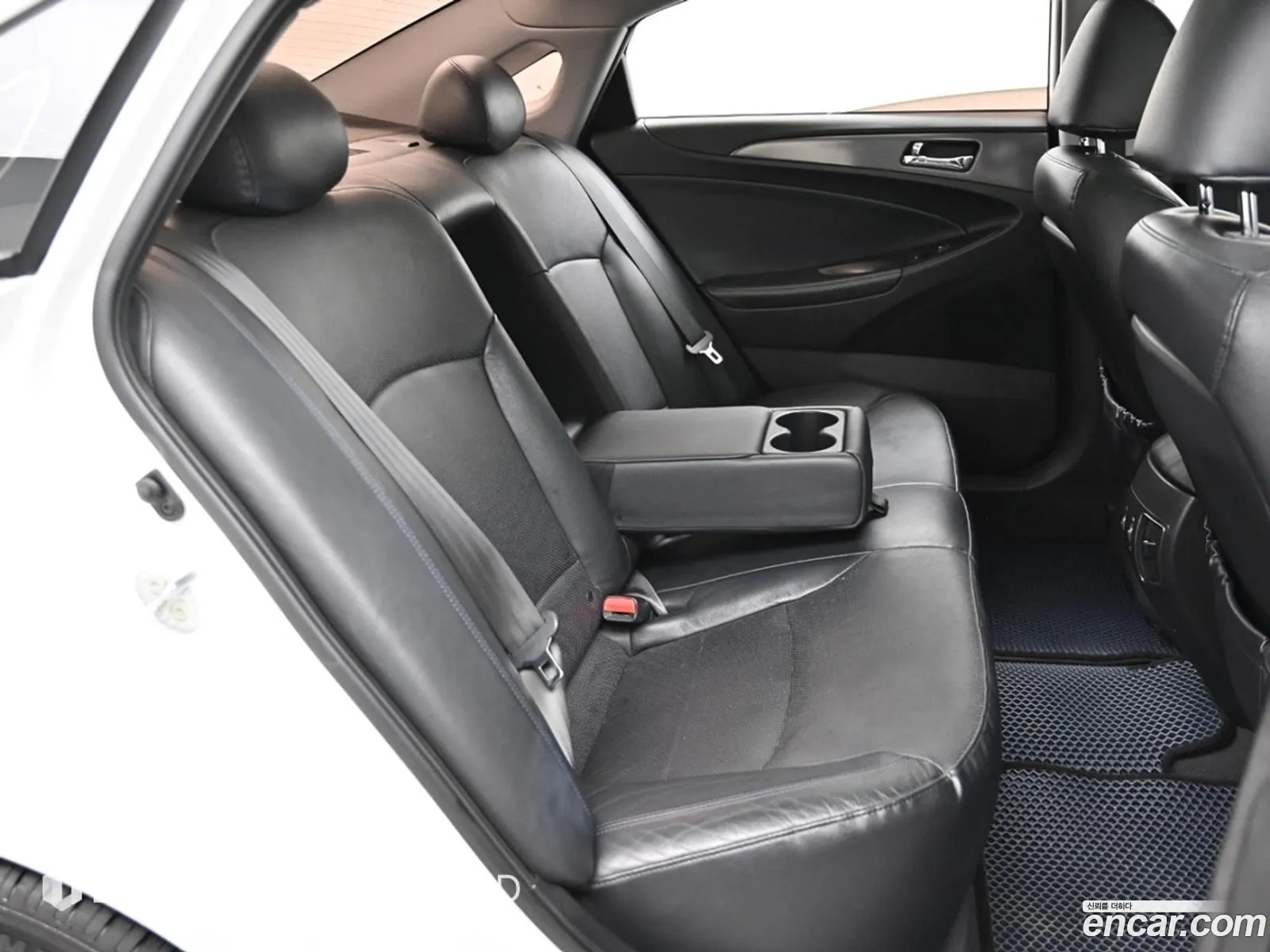 Hyundai Sonata Hybrid 2012 — 10