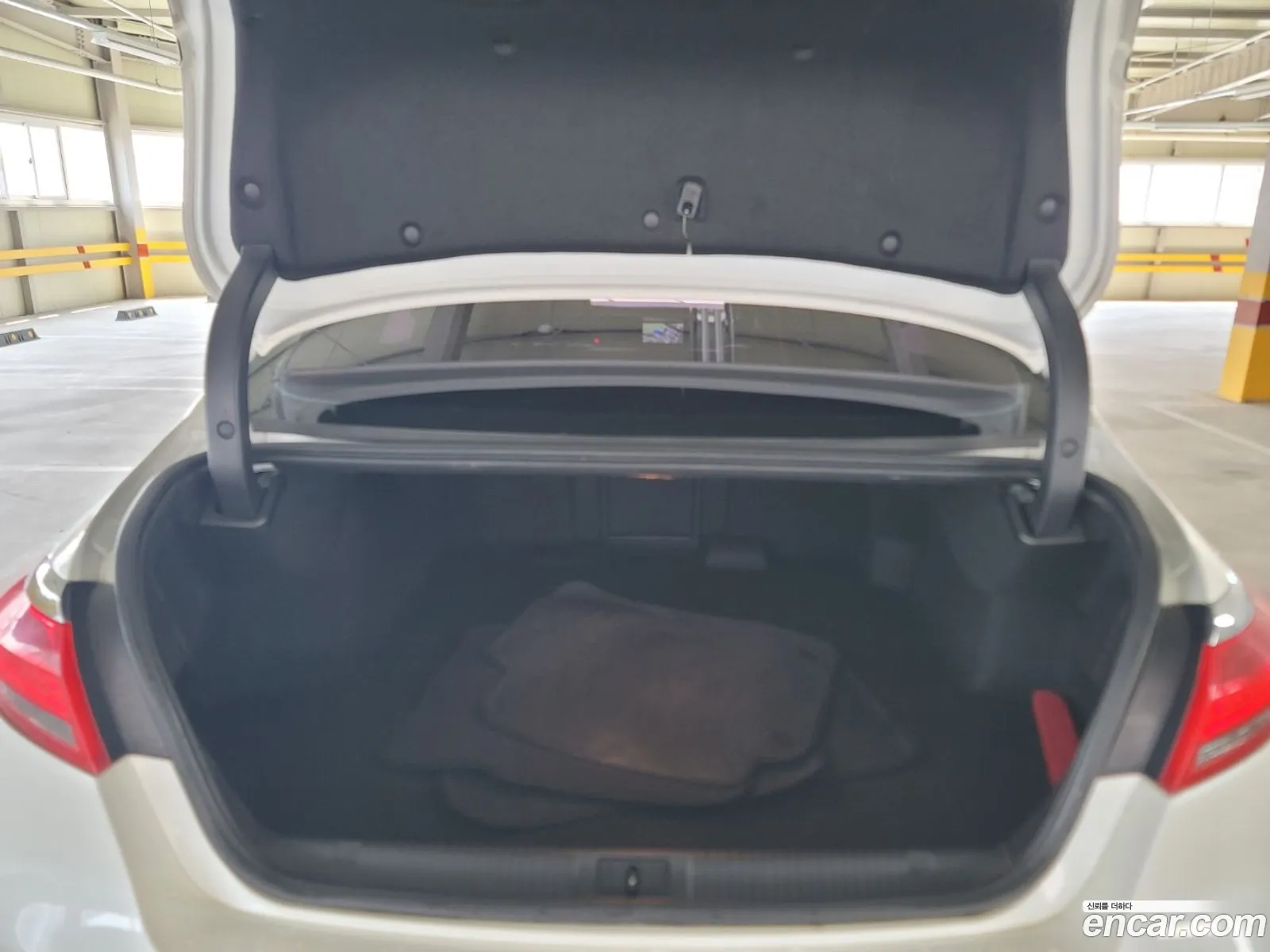 Renault Korea (Samsung) SM7 Nova 2015 — 10