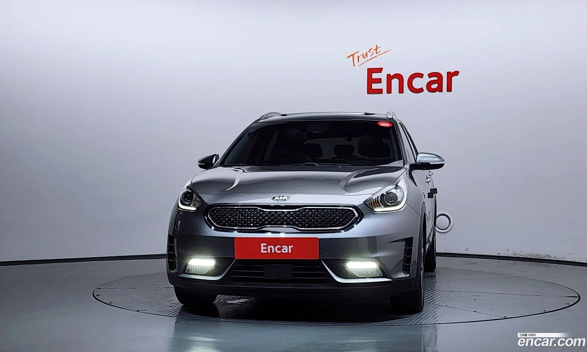 Kia Niro 2017 KNACC81CGHA018545 — 4