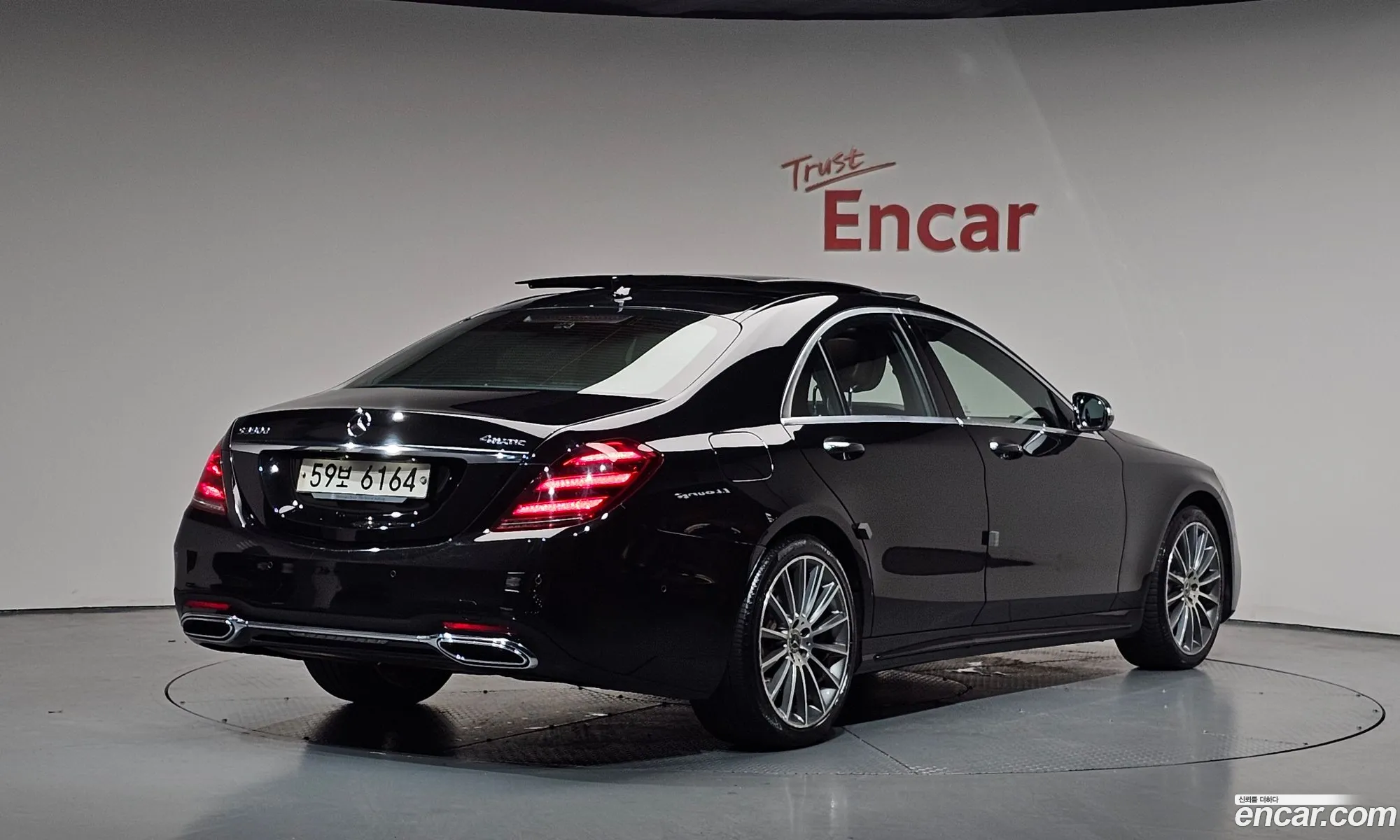 Mercedes-Benz S-Class W222 2017 WDDUF2BB3JA346135 — 31