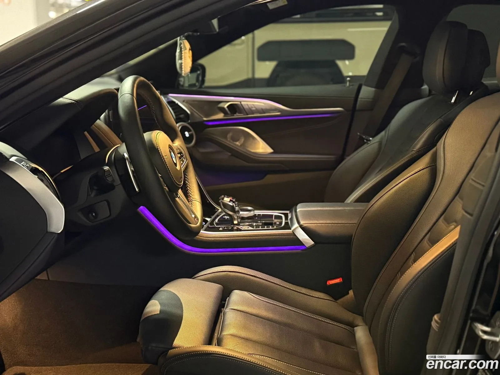 BMW 8 Series 2023 — 6