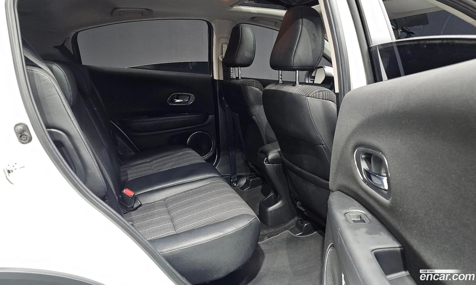 Honda HR-V 2016 3HGRU5850GM200301 — 7