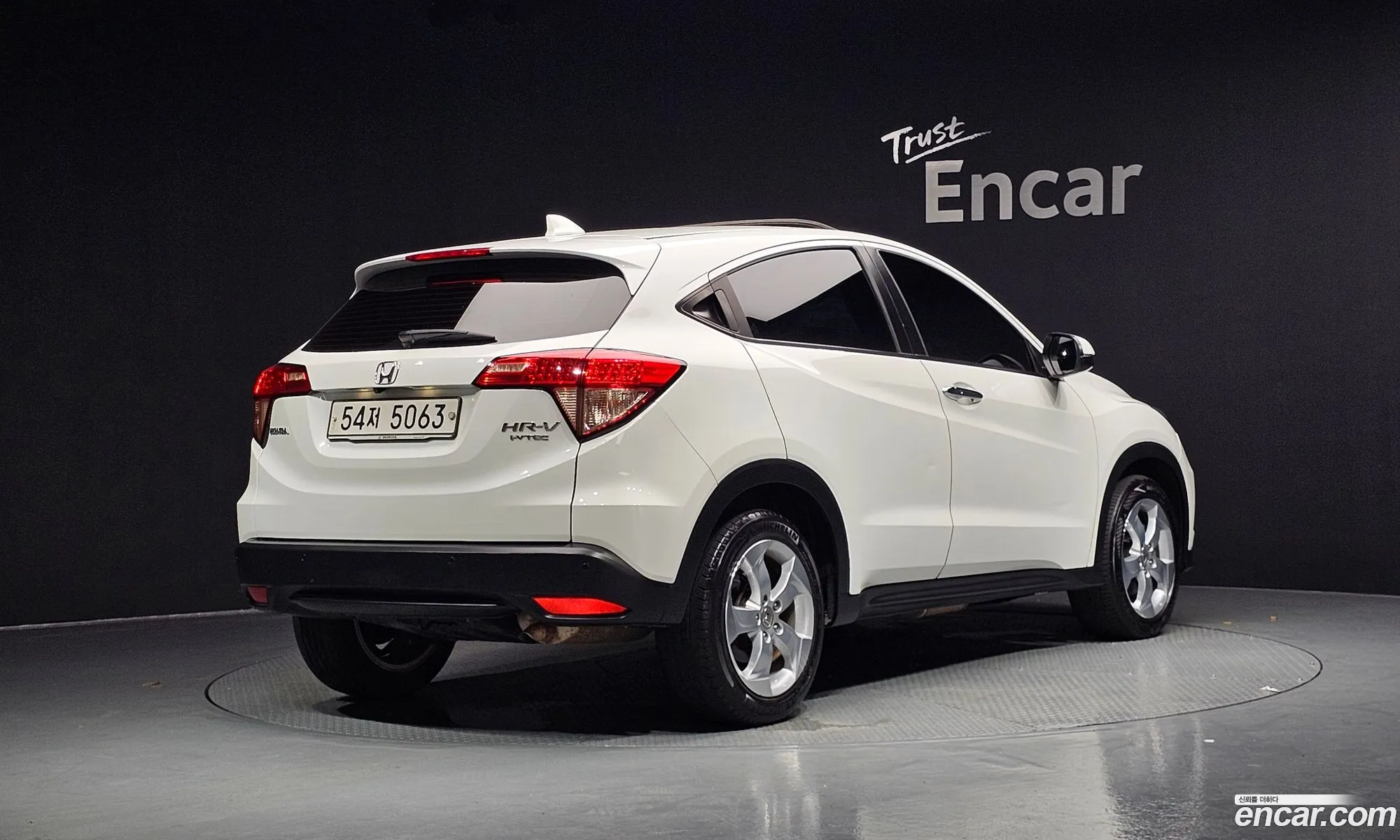 Honda HR-V 2016 3HGRU5850GM200301 — 18