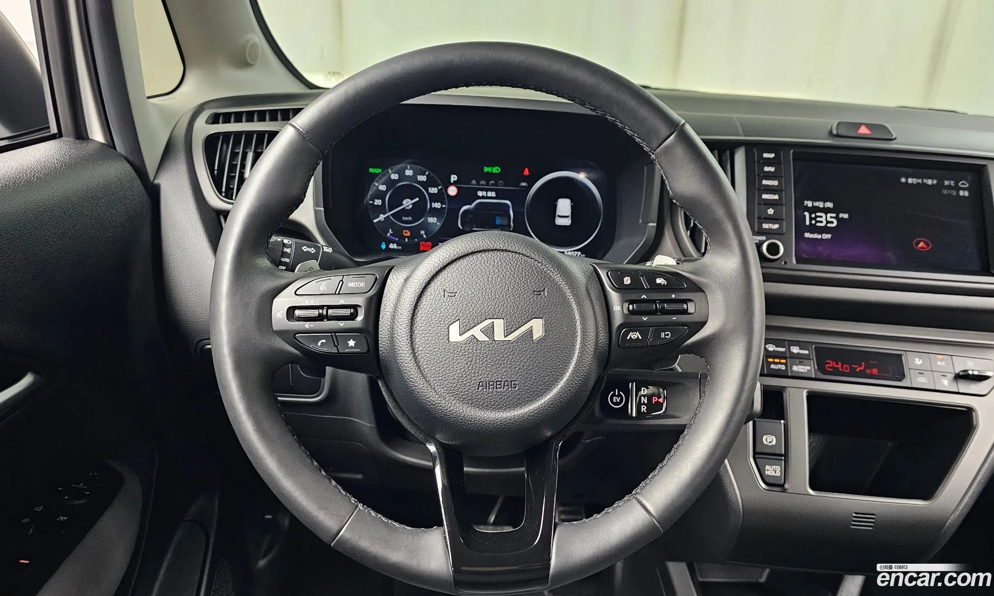 Kia Kia Ray EV 2024 — 11