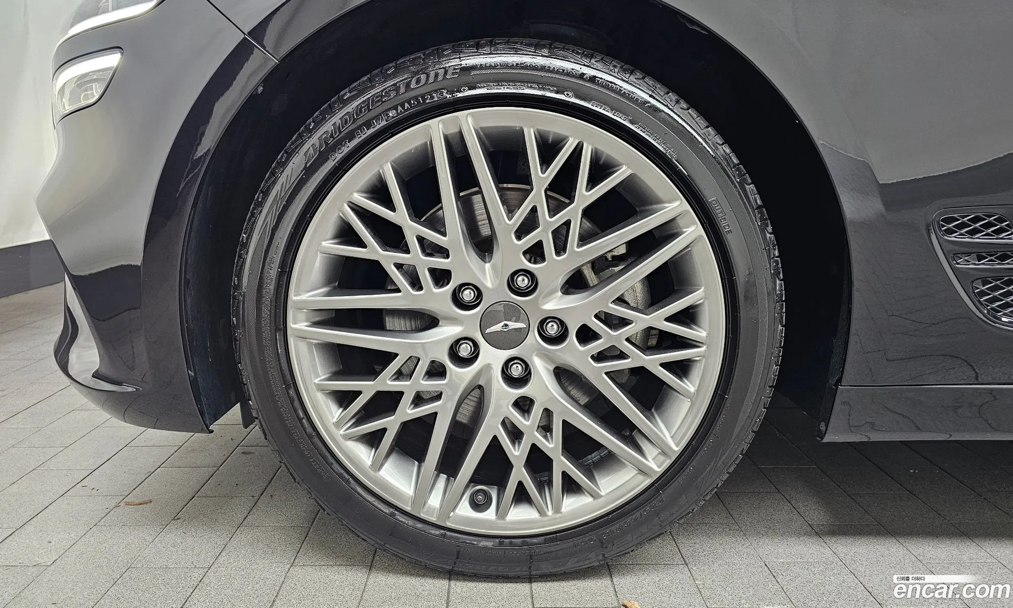 Genesis G70 2022 — 15