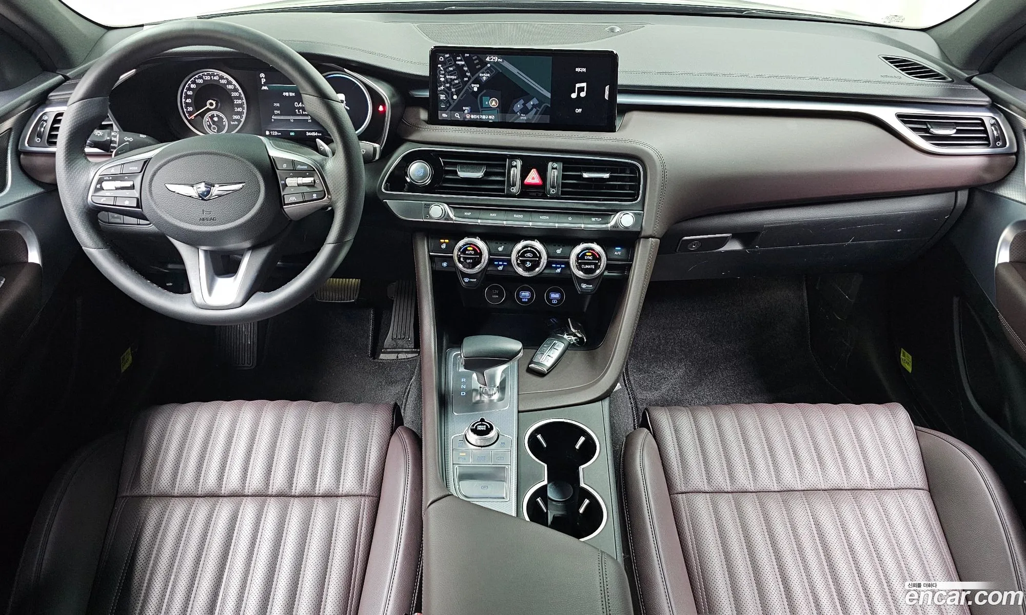 Genesis G70 2022 — 16