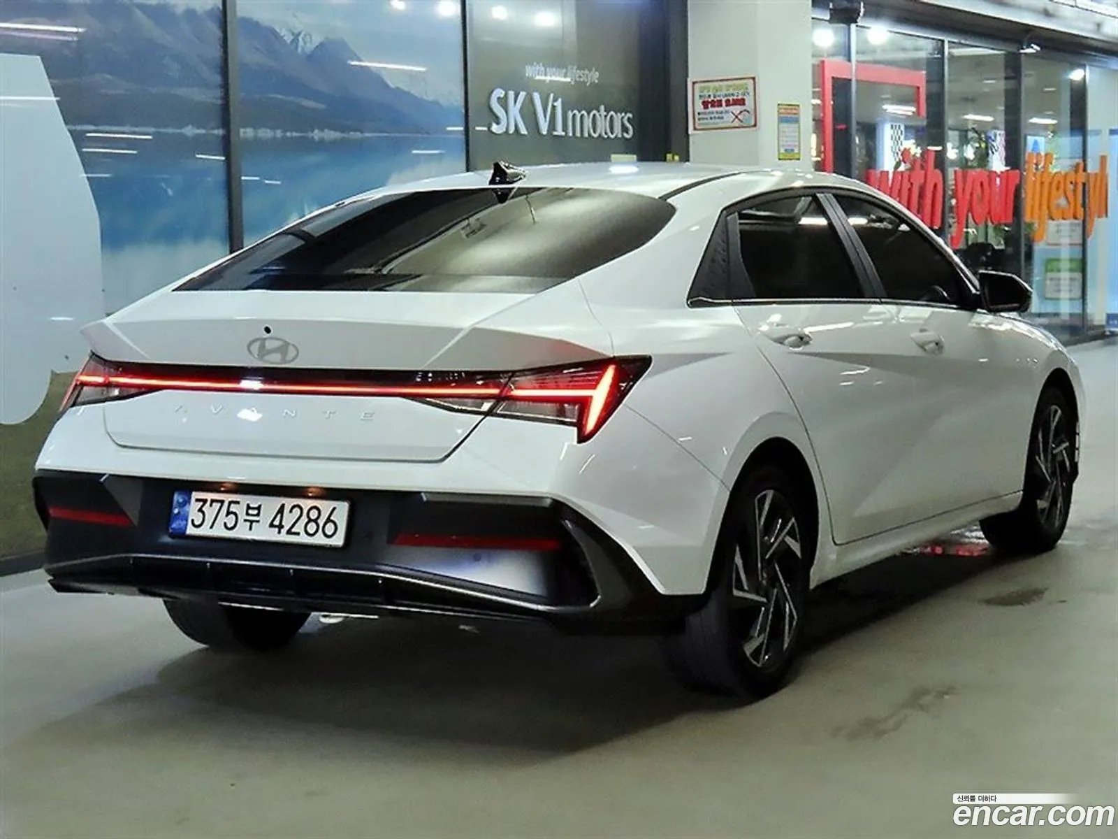Hyundai Elantra 2024 — 11