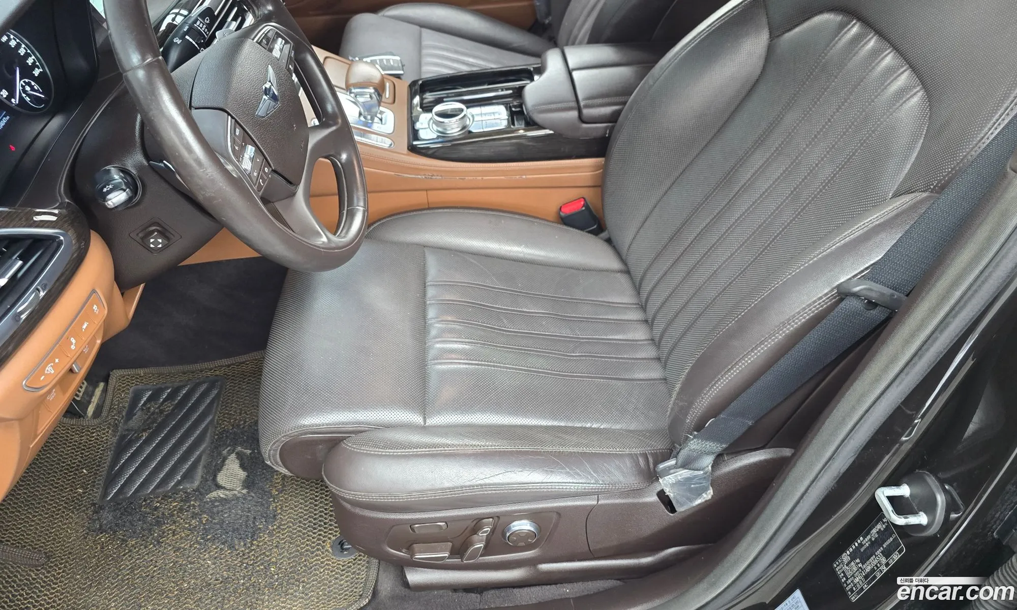 Genesis G90 2019 KMHG141ABKU066533 — 16