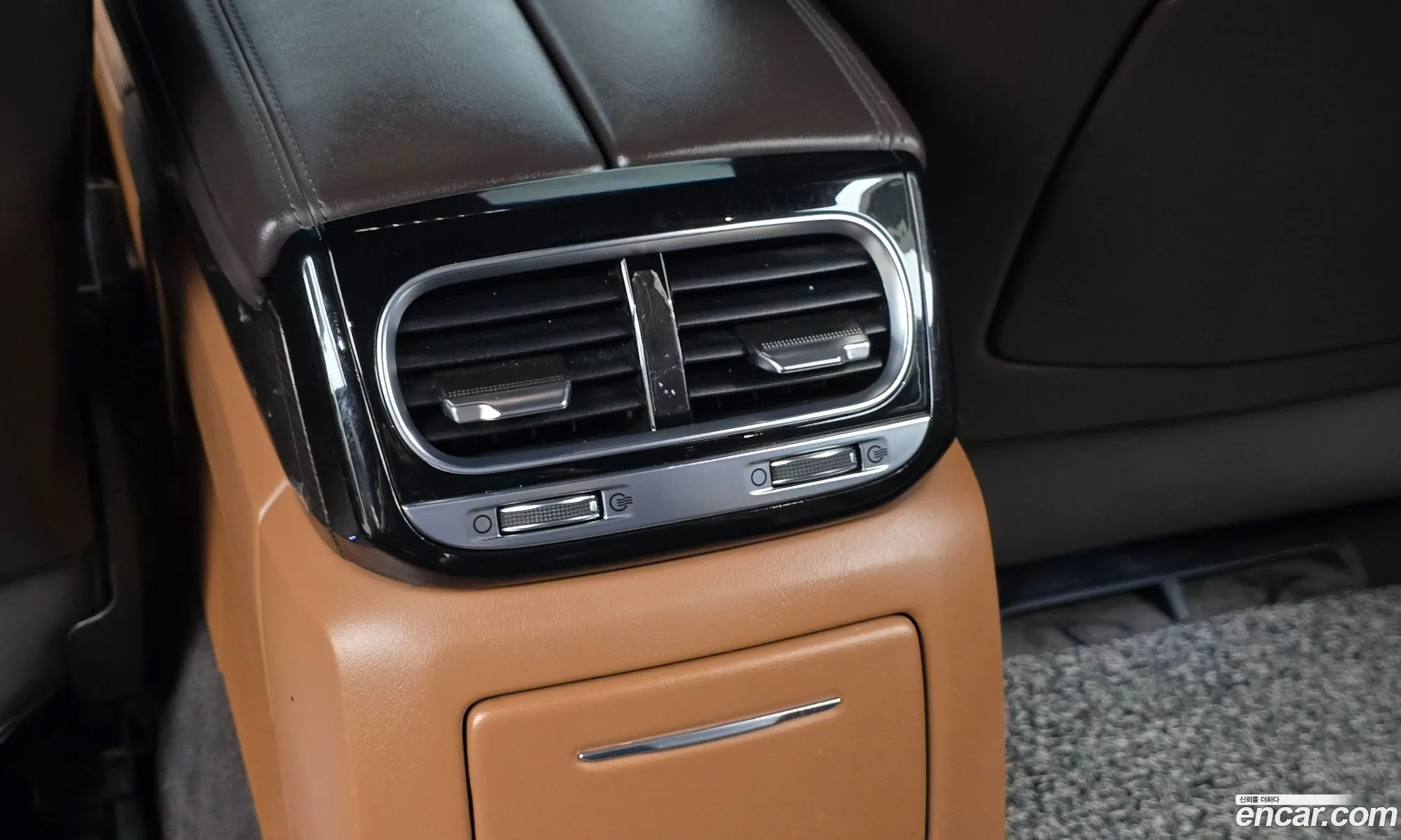 Genesis G90 2019 KMHG141ABKU066533 — 23