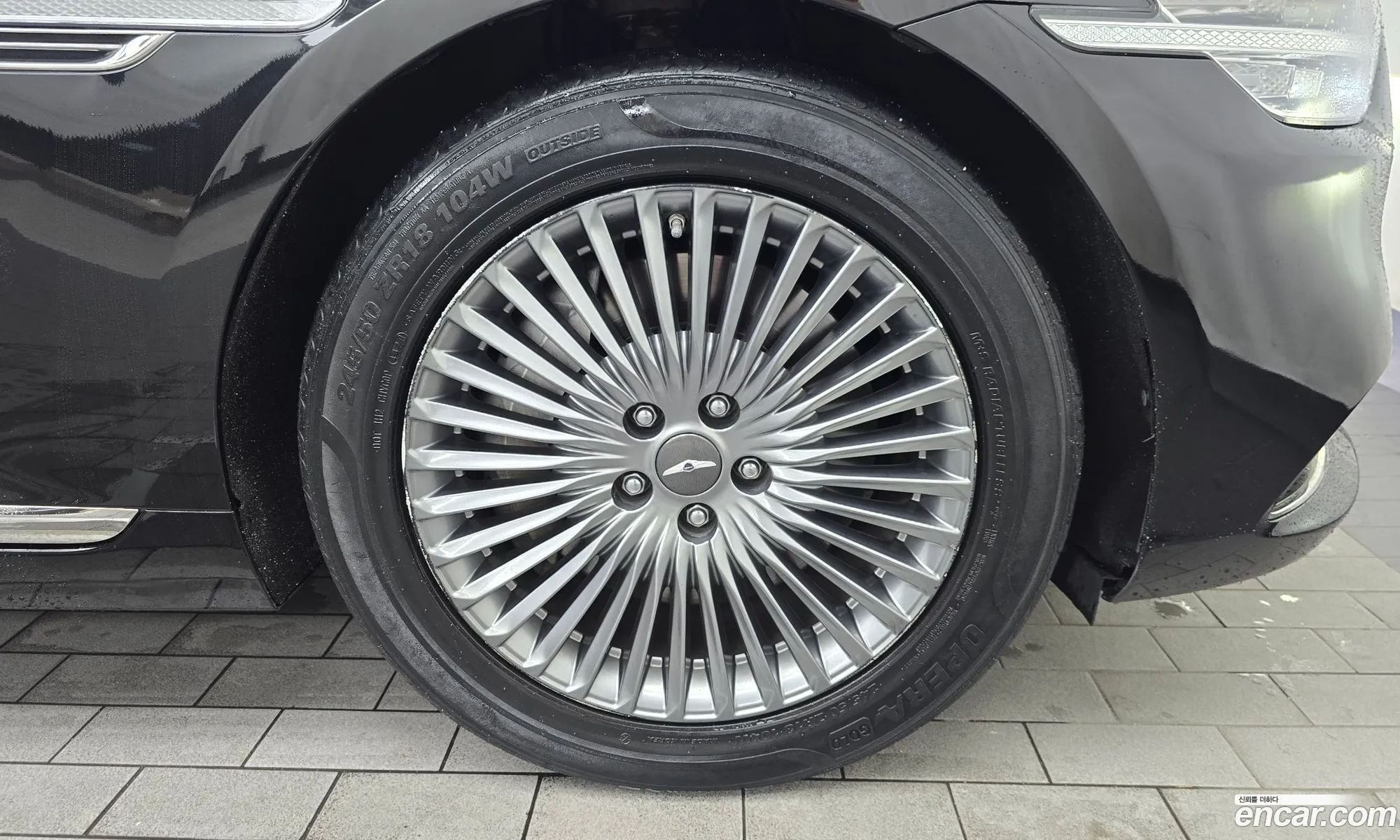 Genesis G90 2019 KMHG141ABKU066533 — 19