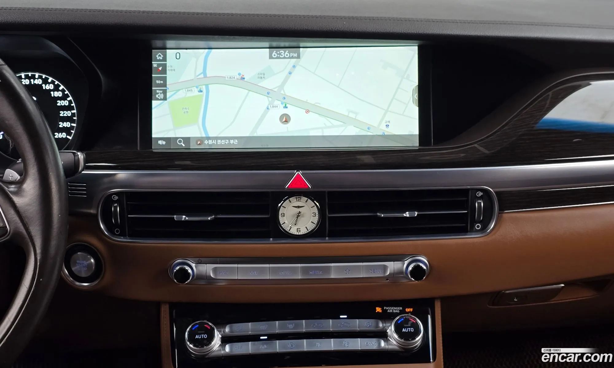 Genesis G90 2019 KMHG141ABKU066533 — 2