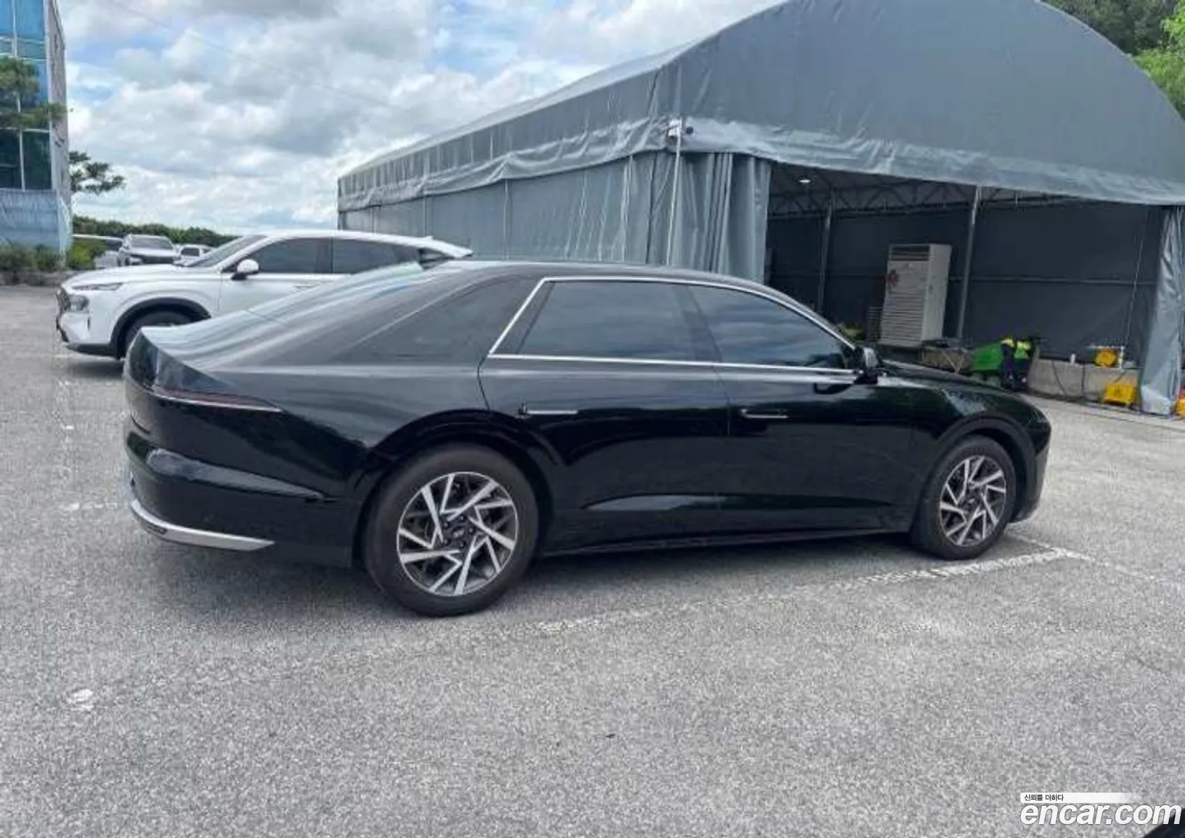 Hyundai Grandeur 2023 — 12