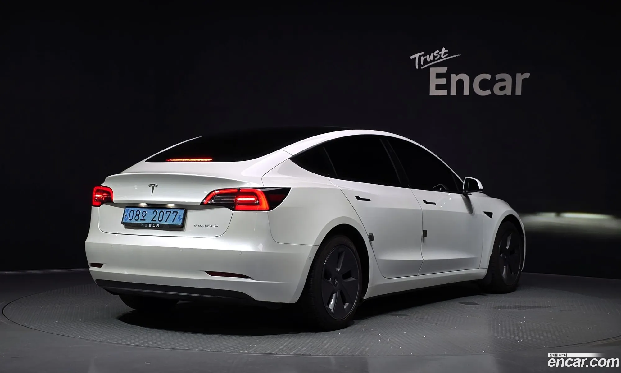 Tesla Model 3 2021 — 4