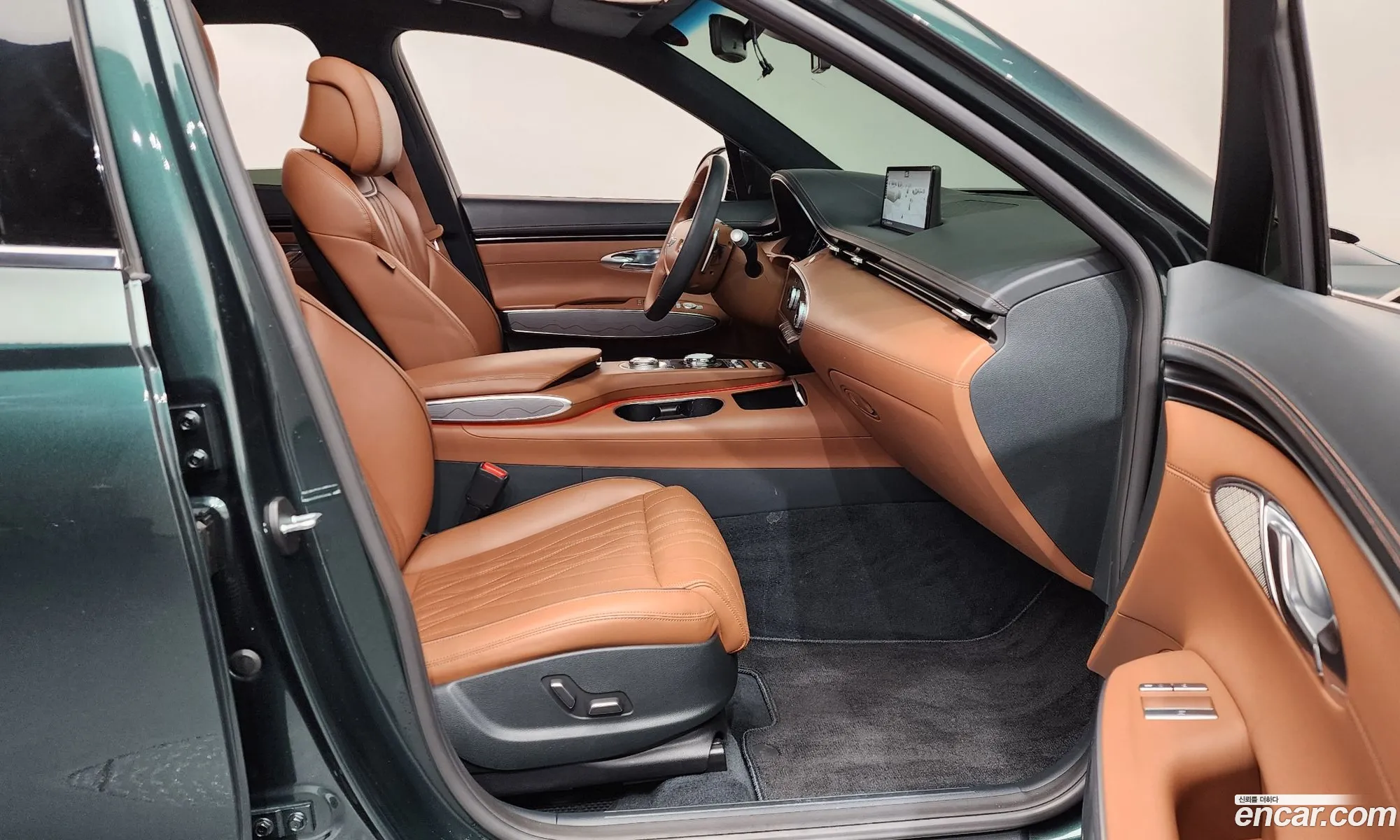 Genesis GV70 2021 — 13