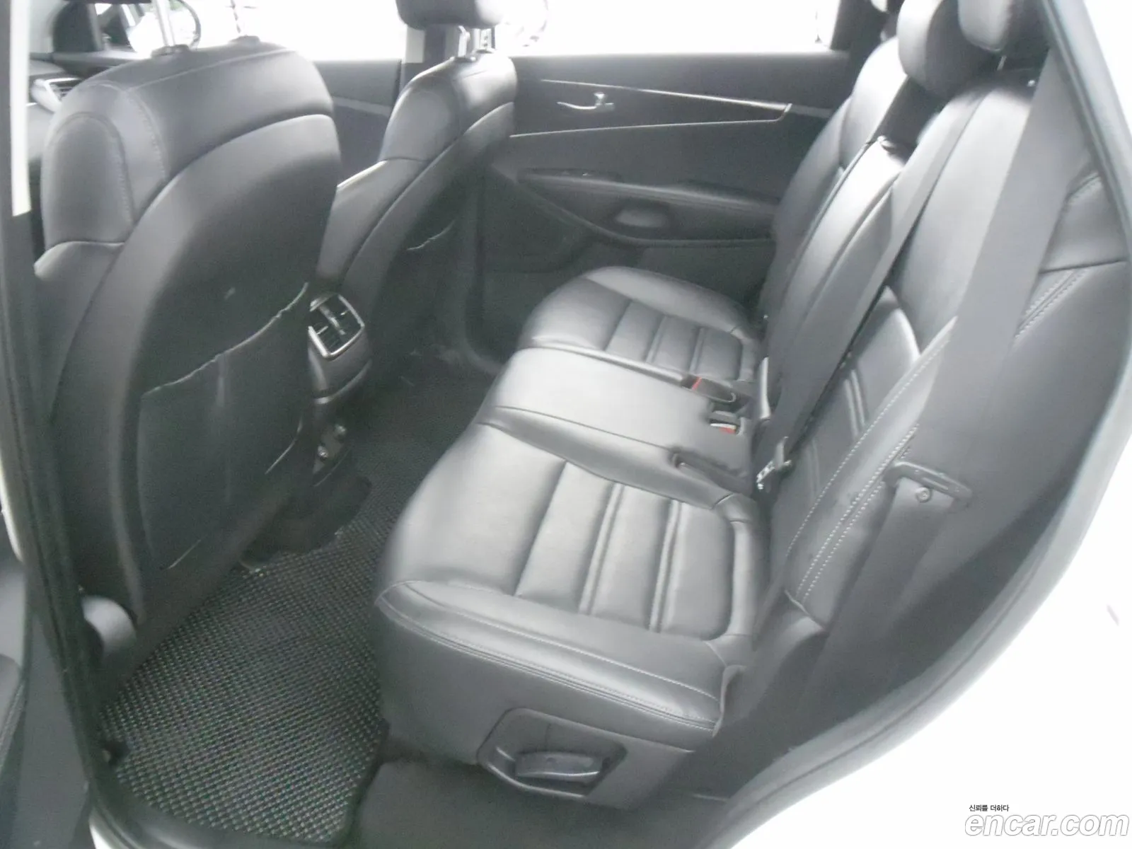 Kia Sorento 2017 — 16