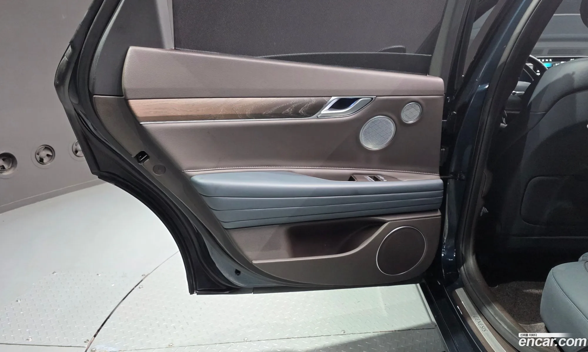 Genesis G80 2024 — 32