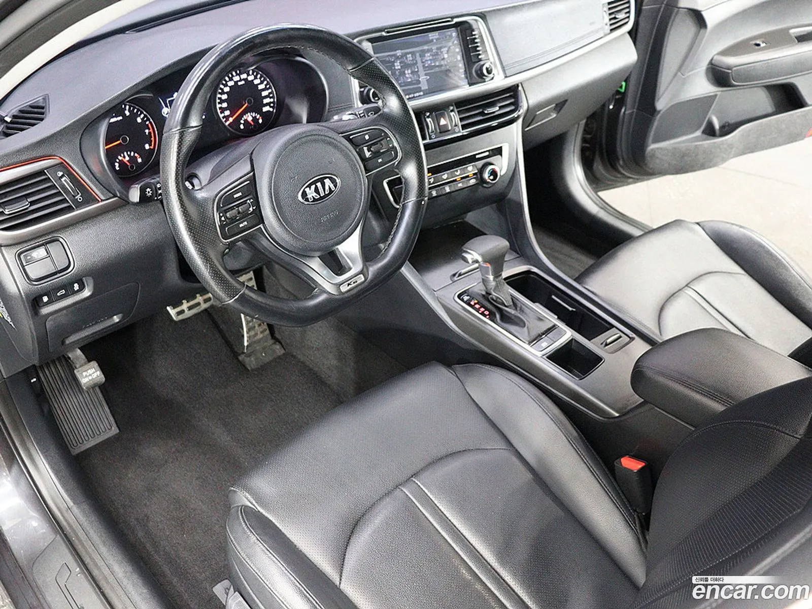 Kia K5 2016 — 8