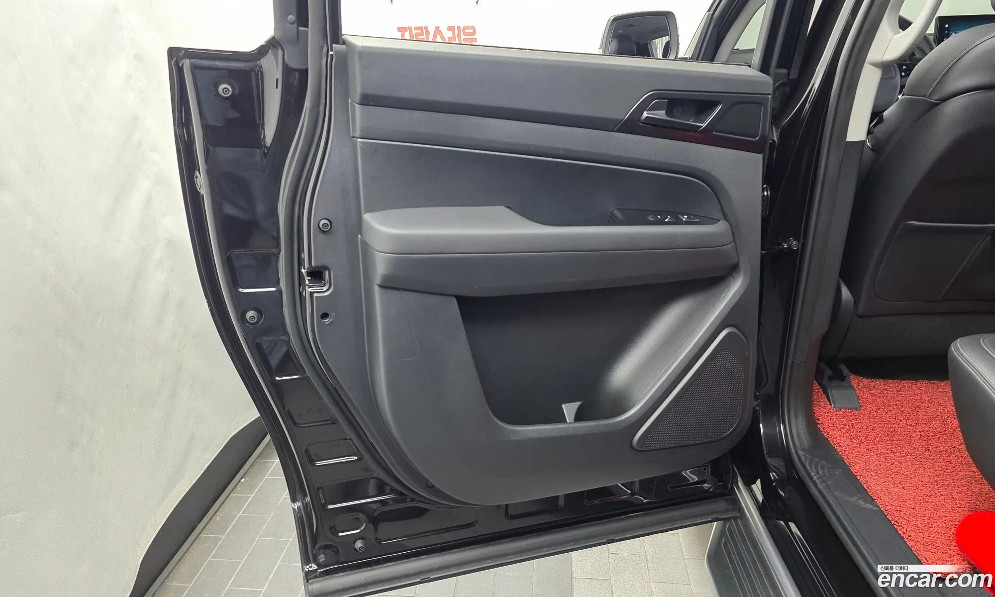 KG Mobility (SsangYong) Musso