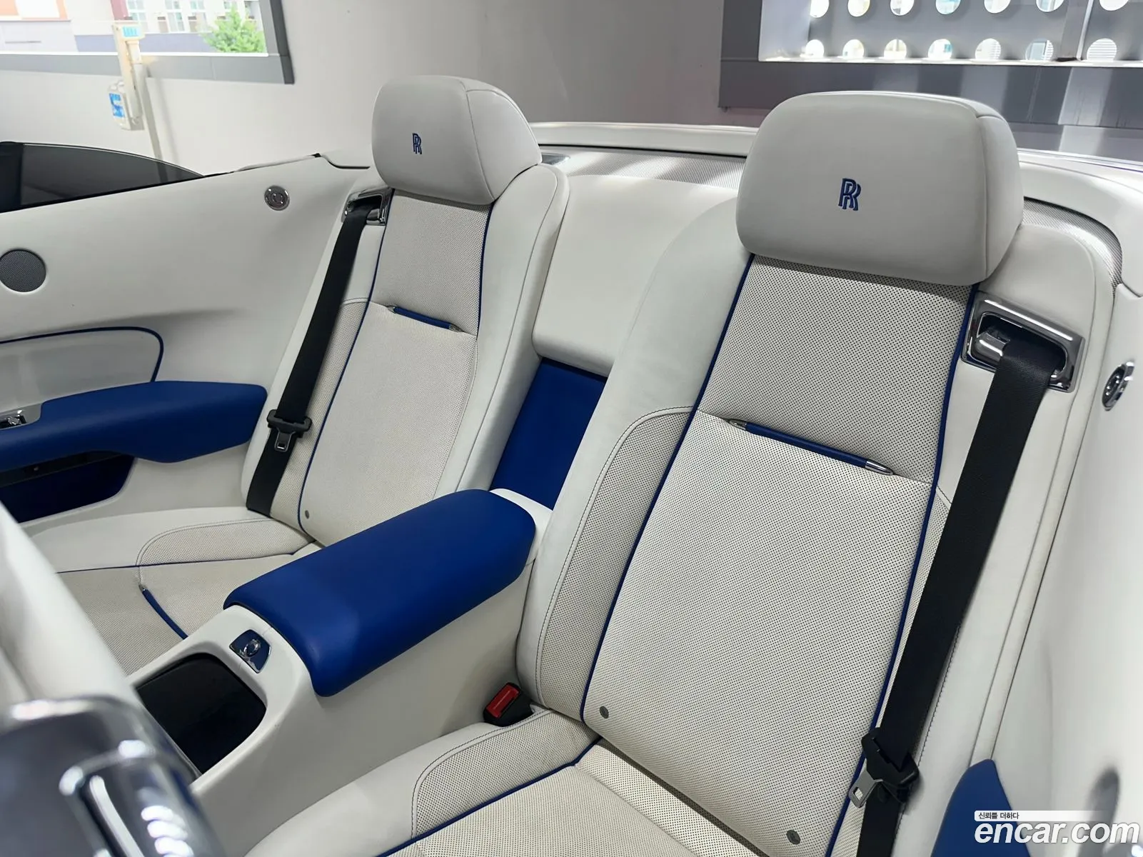 Rolls-Royce Dawn 2017 — 7