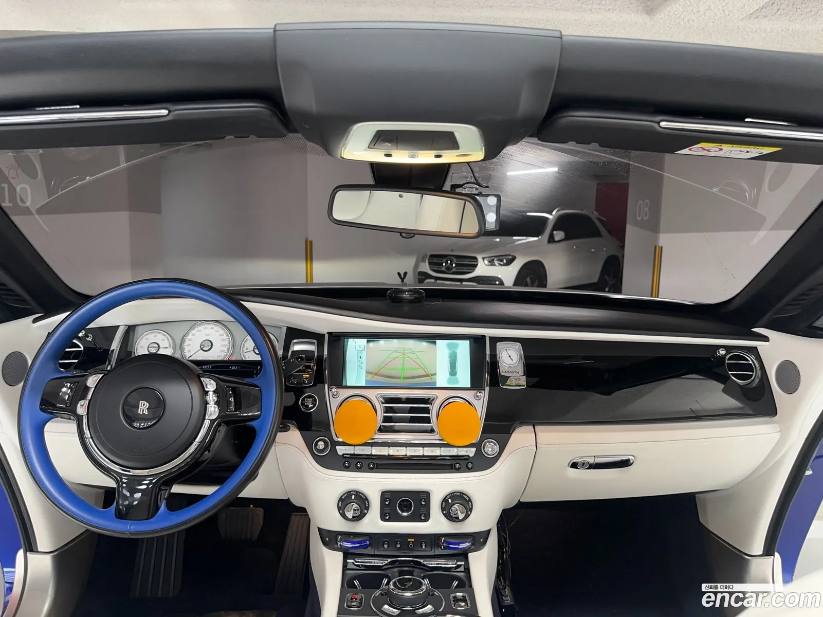 Rolls-Royce Dawn 2017 — 19