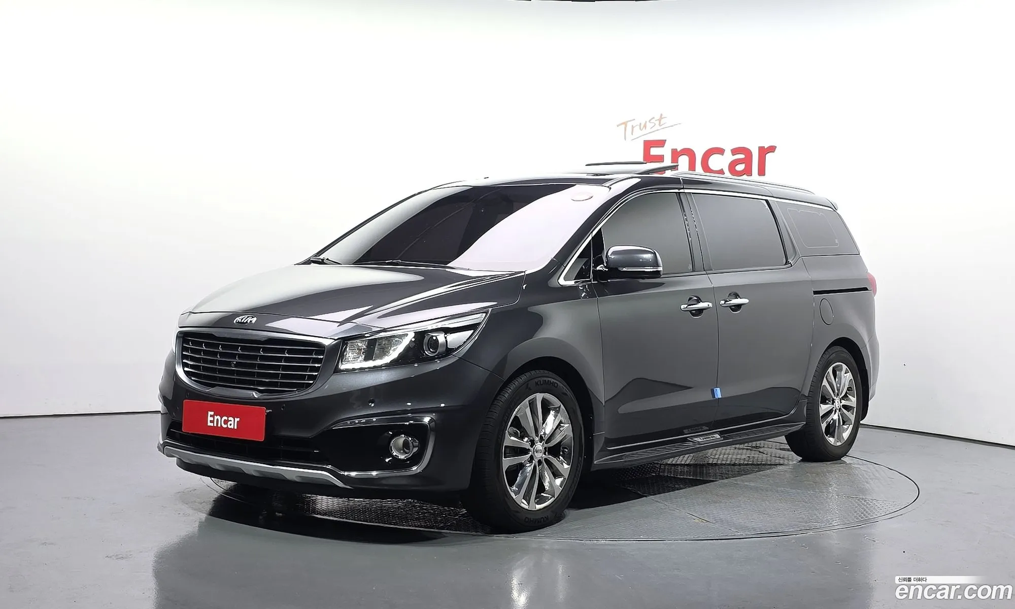 Kia Carnival 2017 KNAMC81ABJS410871 — 3