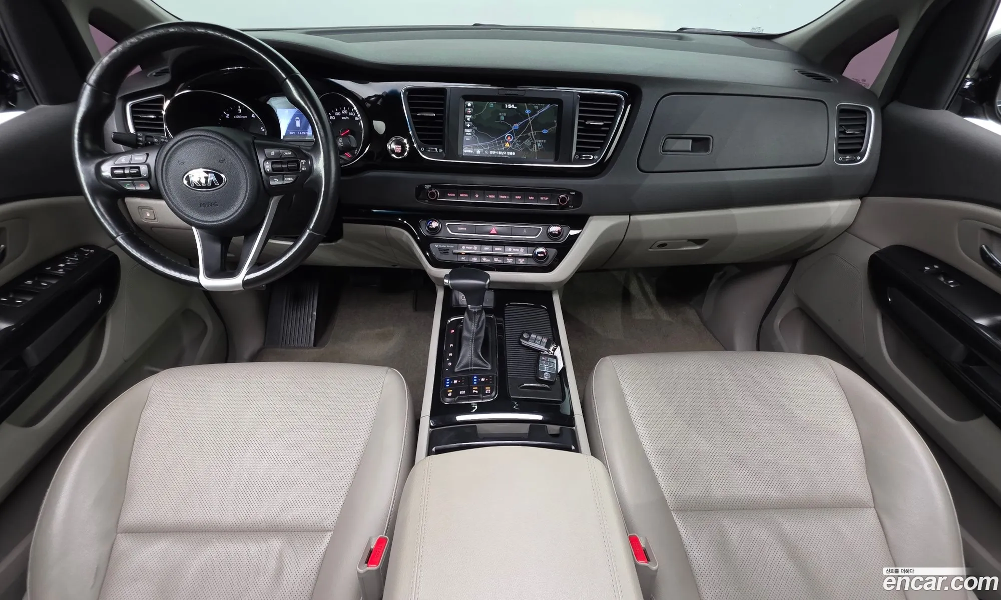 Kia Carnival 2017 KNAMC81ABJS410871 — 16