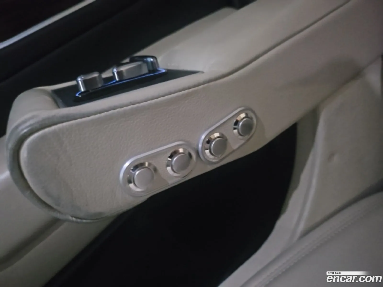 Cadillac Escalade 2023 — 9