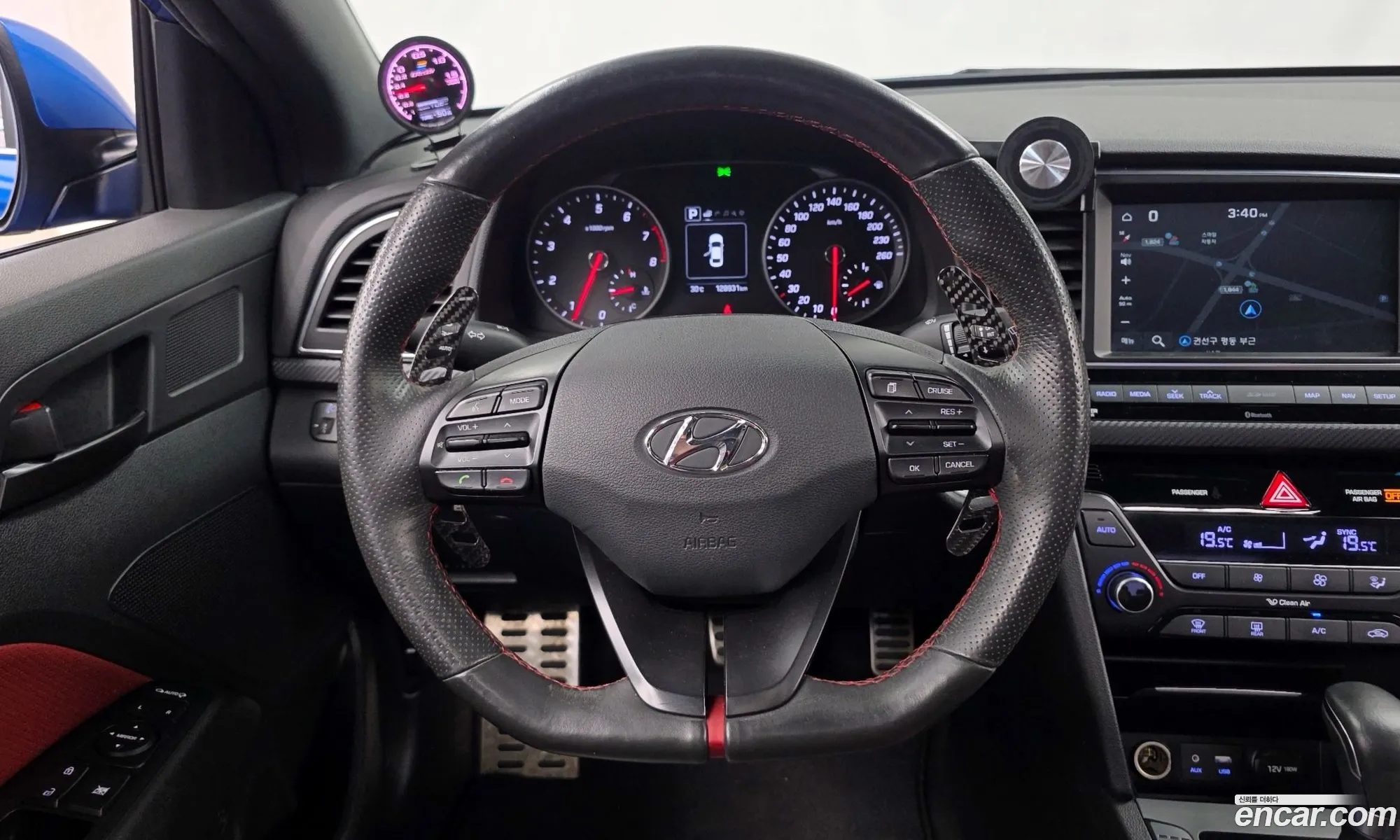 Hyundai Elantra AD 2017 — 18