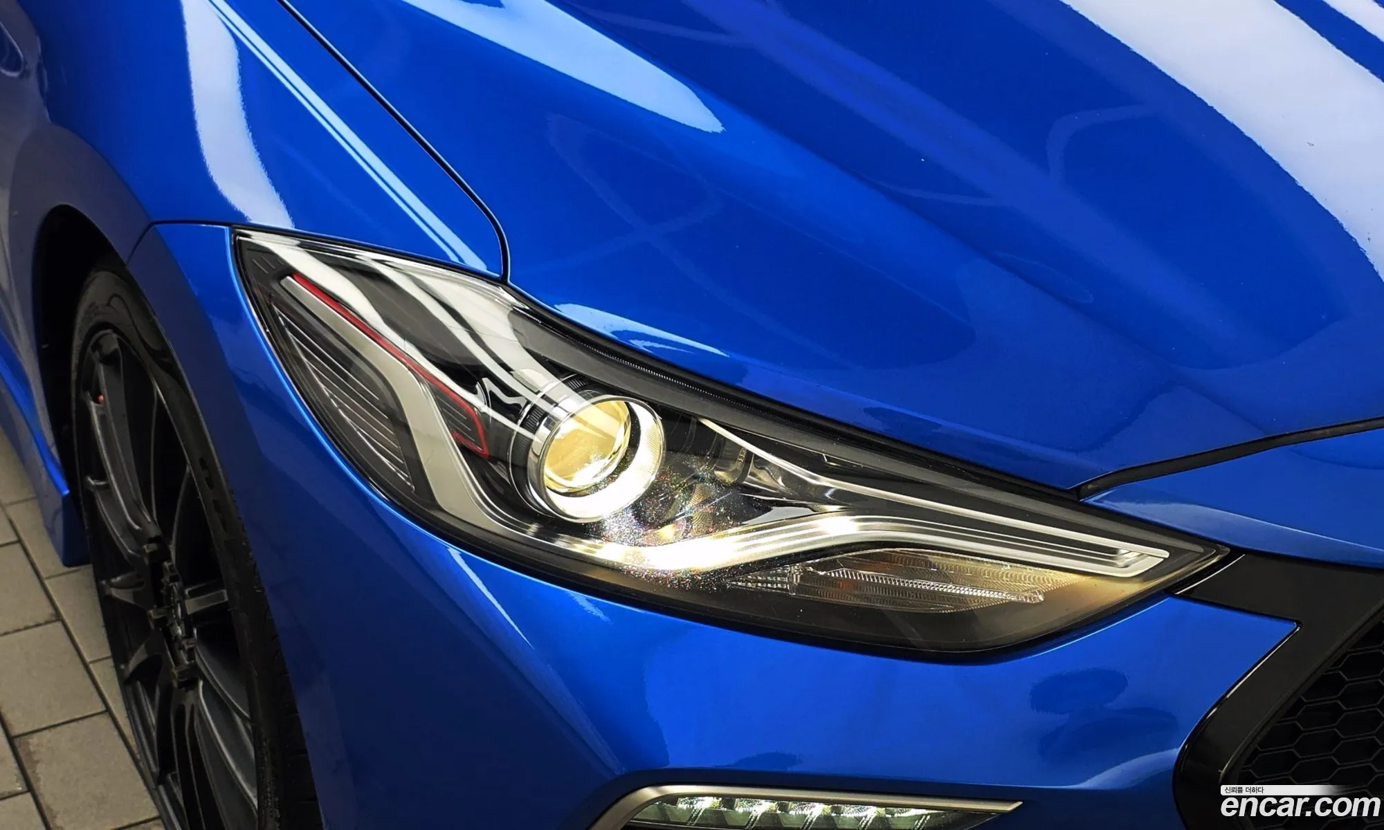 Hyundai Elantra AD 2017 — 34