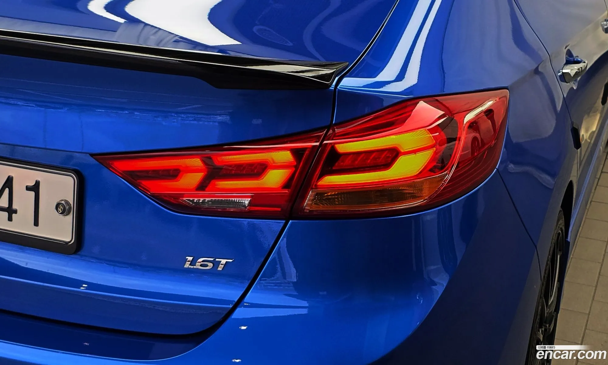 Hyundai Elantra AD 2017 — 29